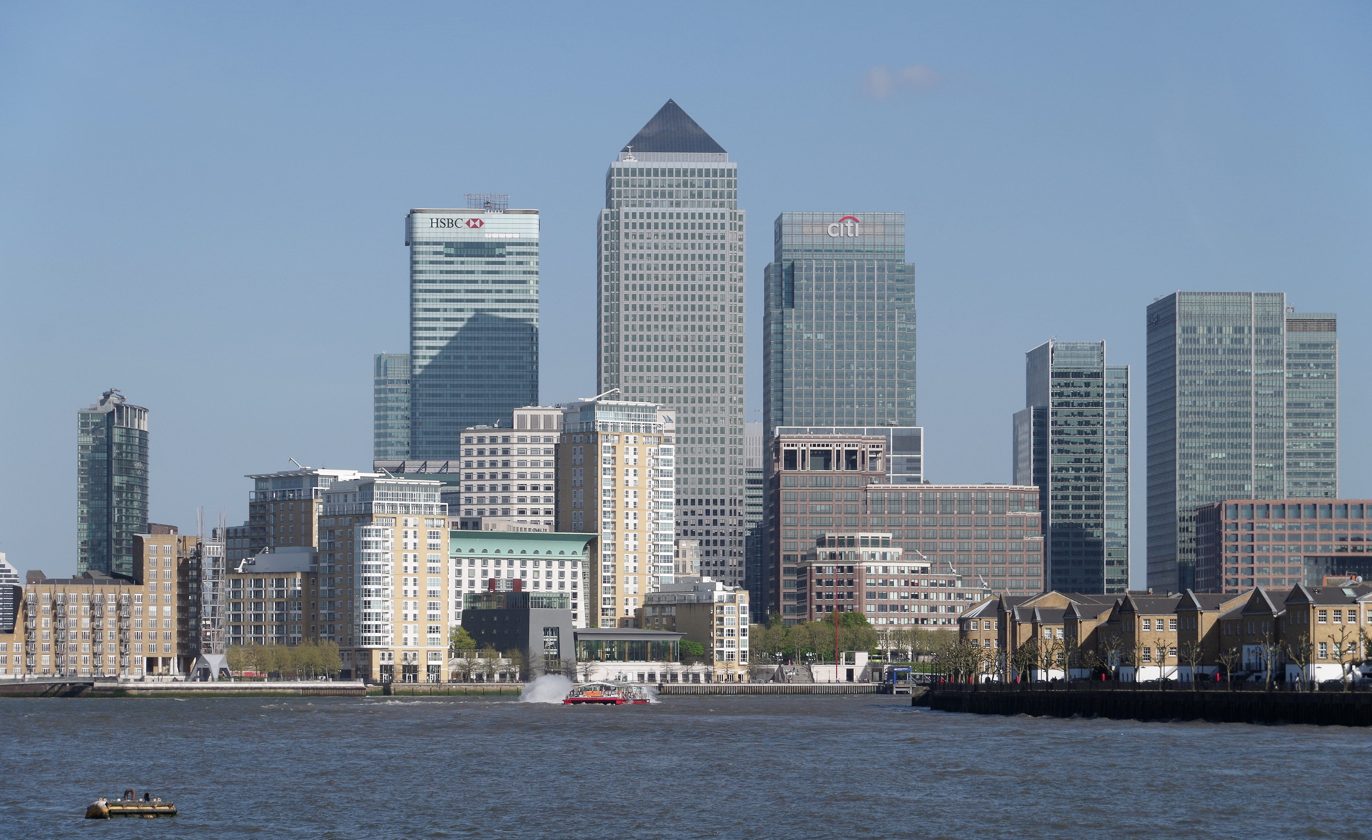 London MMB »0M6 River Thames and Canary Wharf