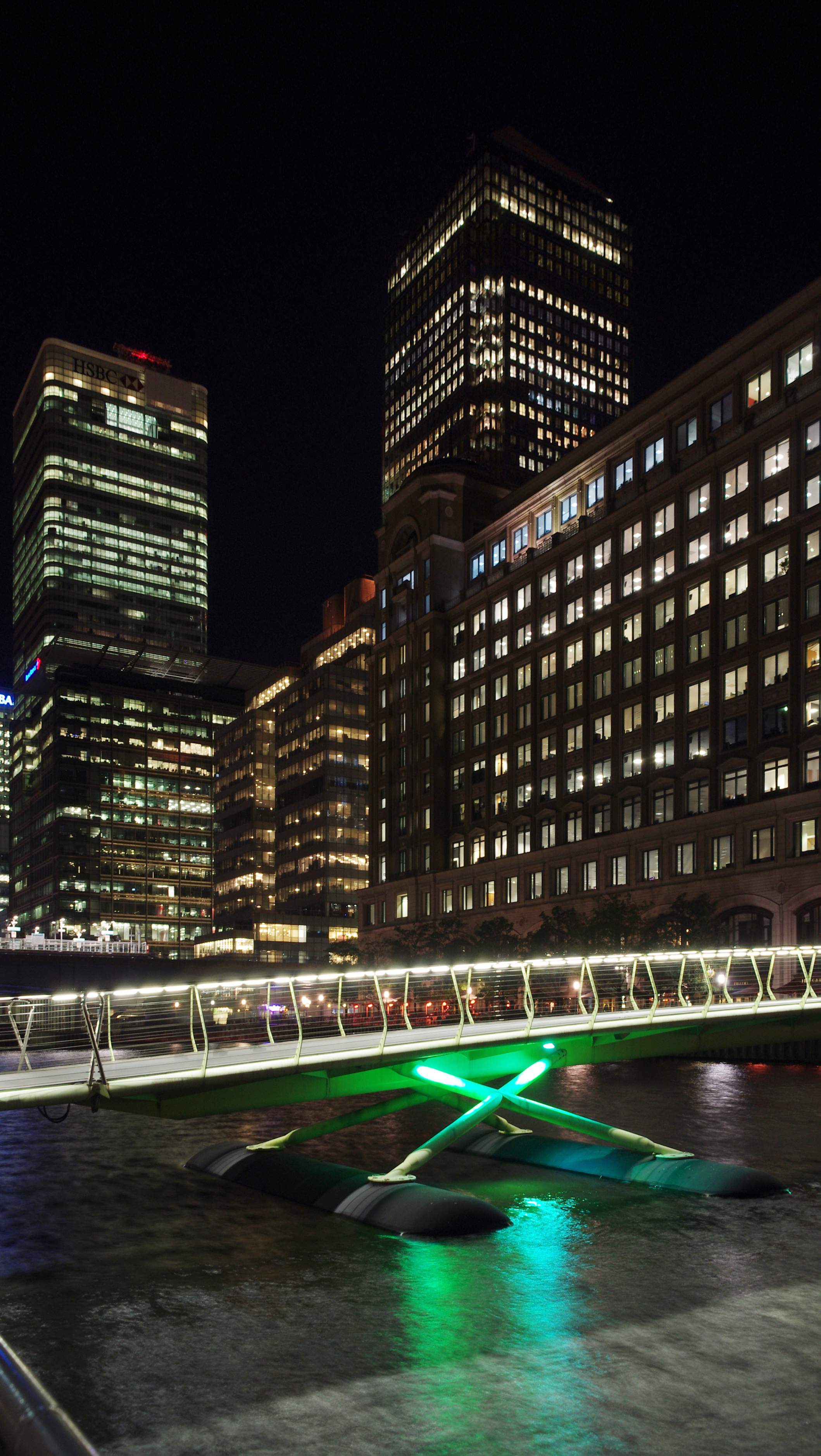 London MMB «C4 West India Quay
