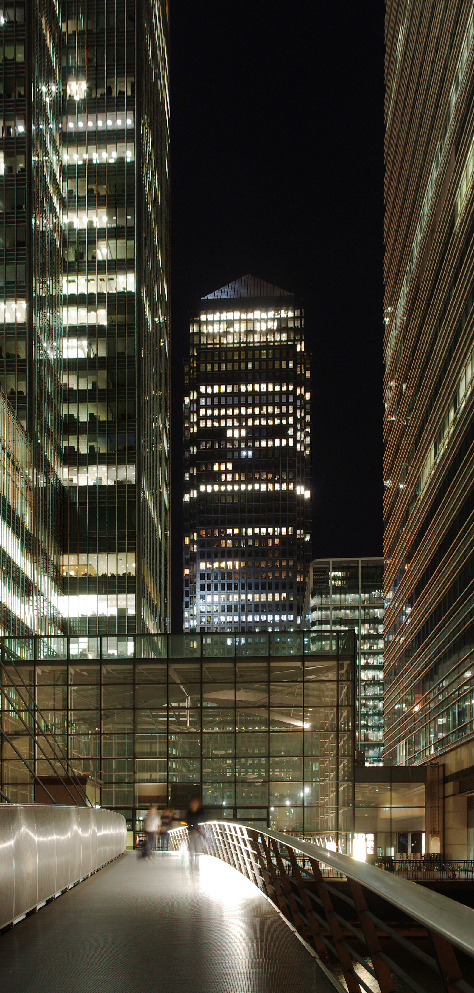 London MMB «E2 Canary Wharf
