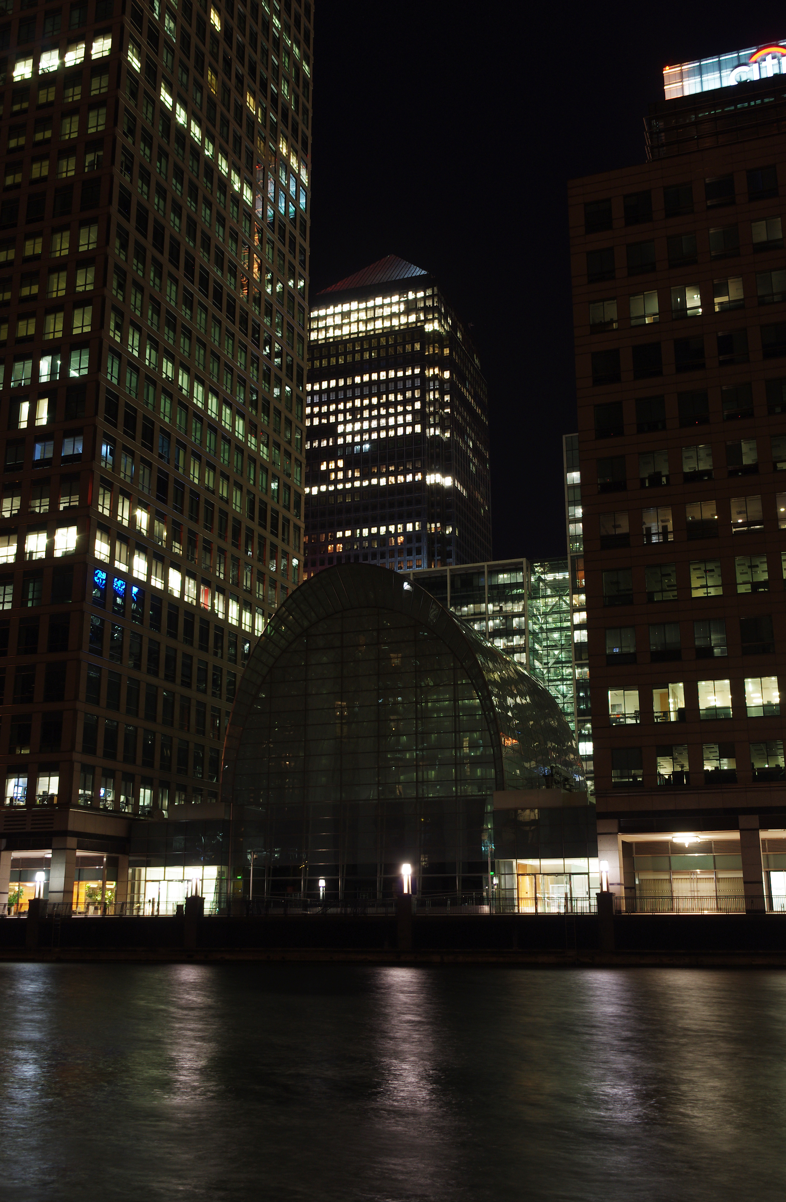 London MMB «E5 Canary Wharf