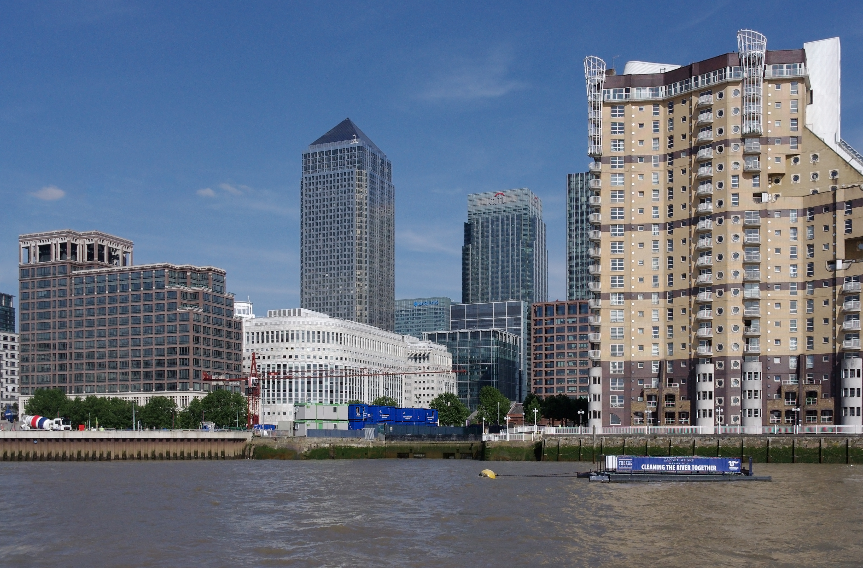 London MMB «P4 River Thames