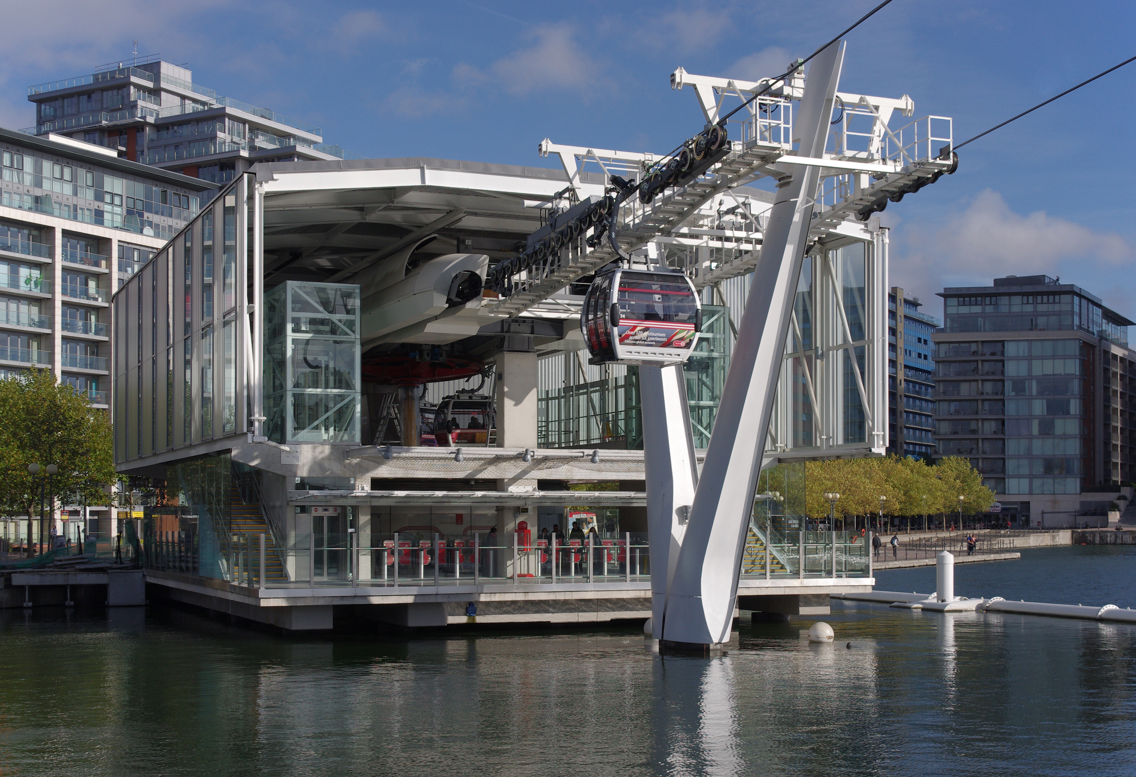 London MMB «Y0 Emirates Royal Docks