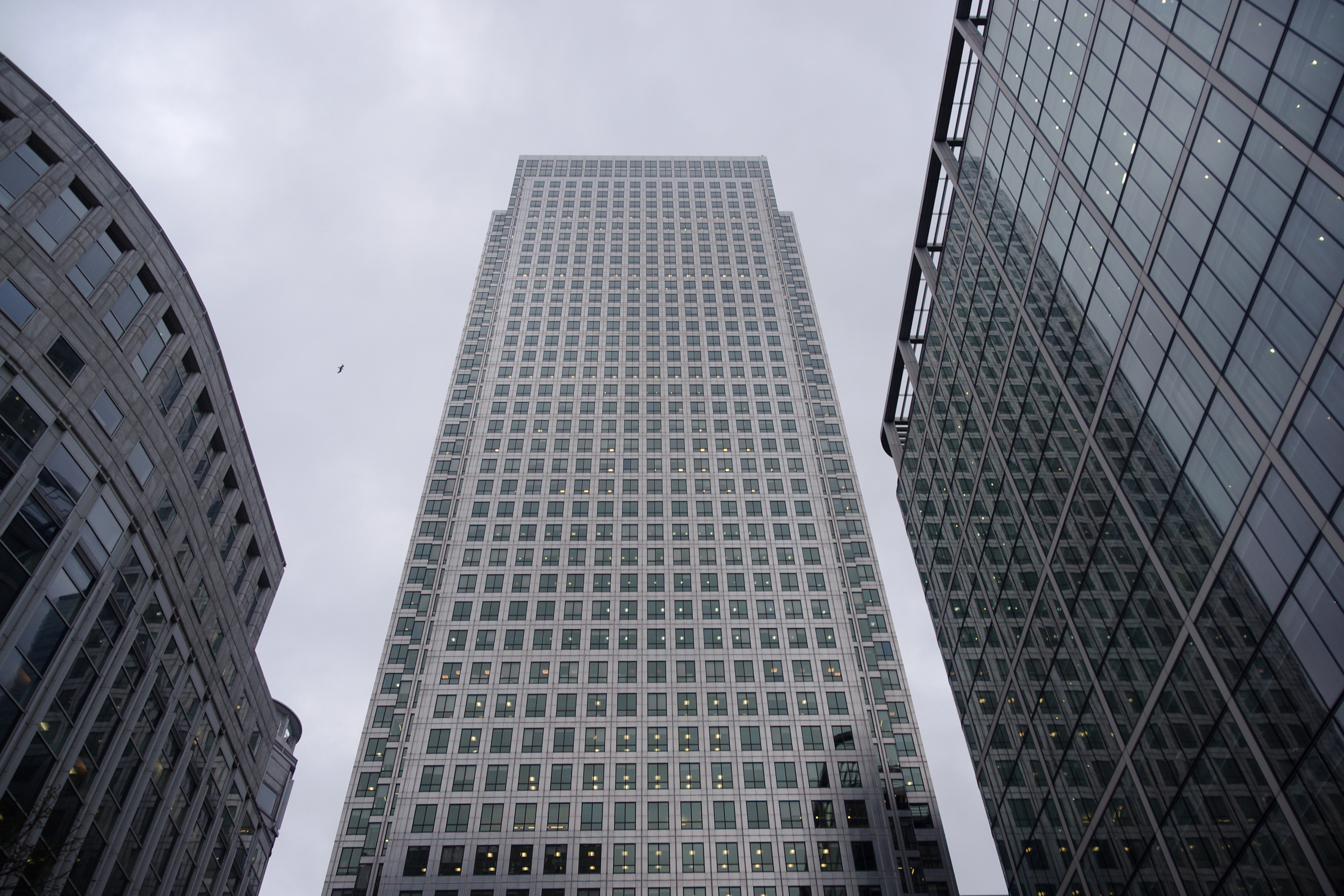 London MMB F7 Canary Wharf