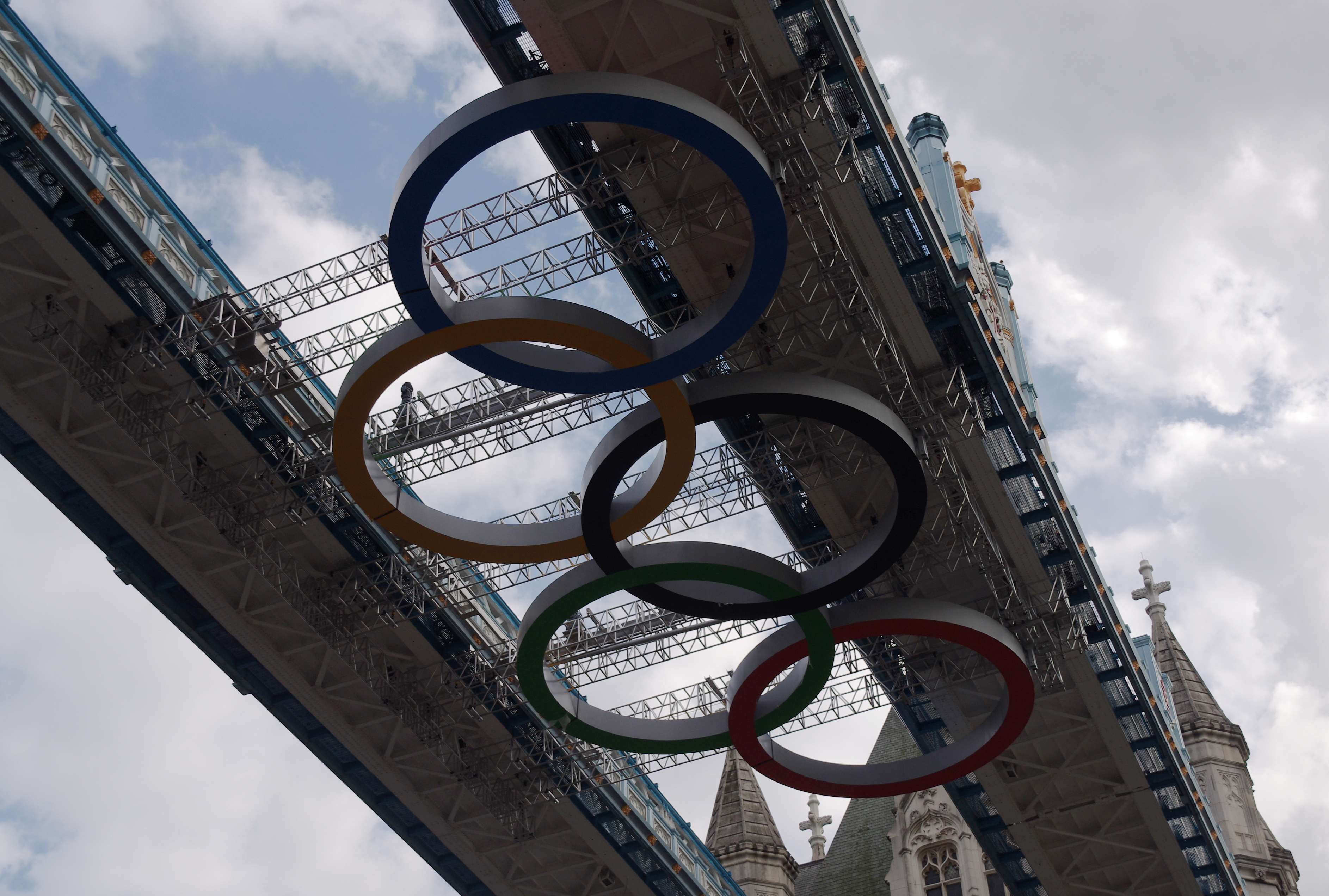 London MMB K6 Tower Bridge
