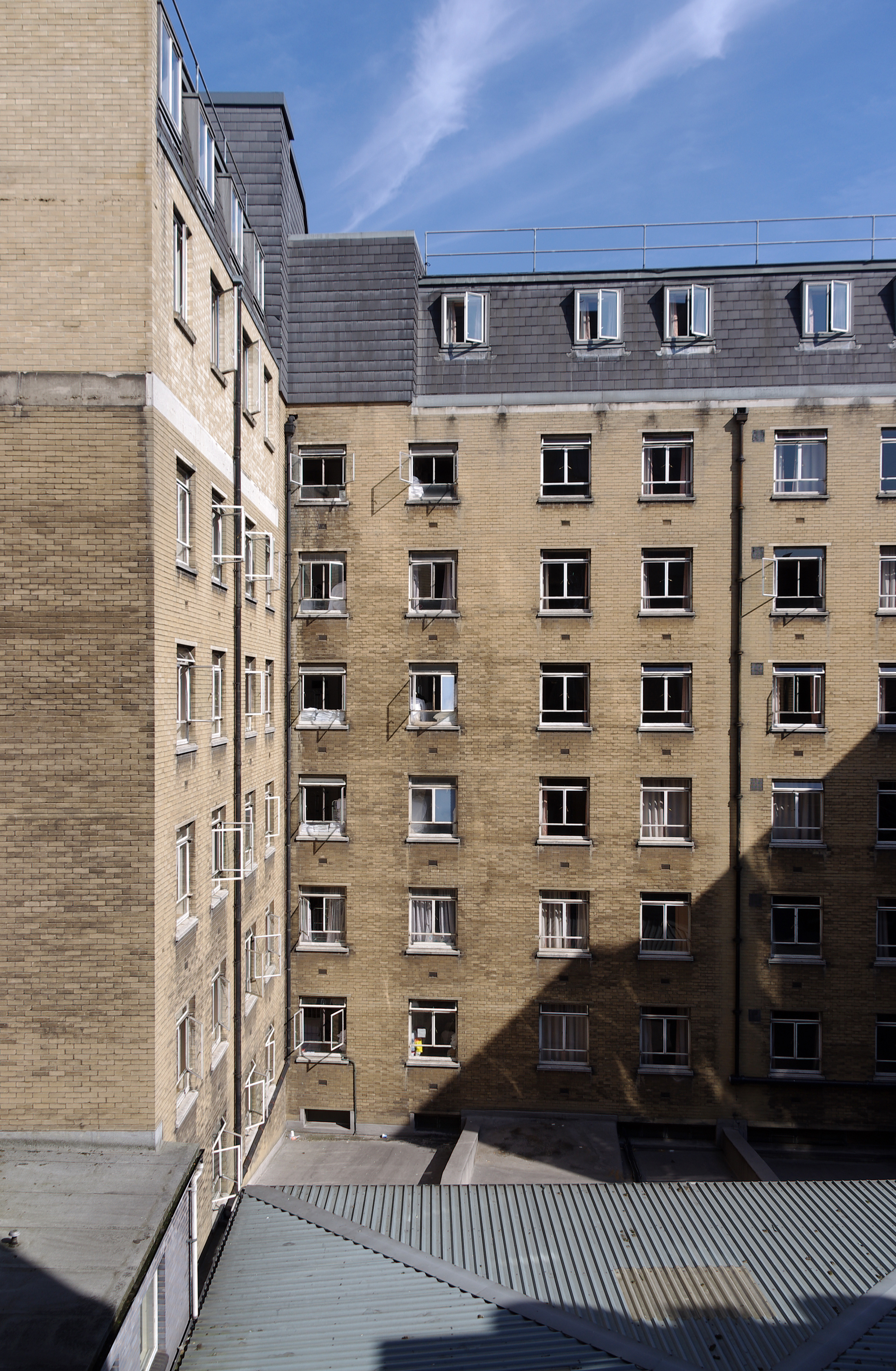 London MMB L4 Imperial Hotel