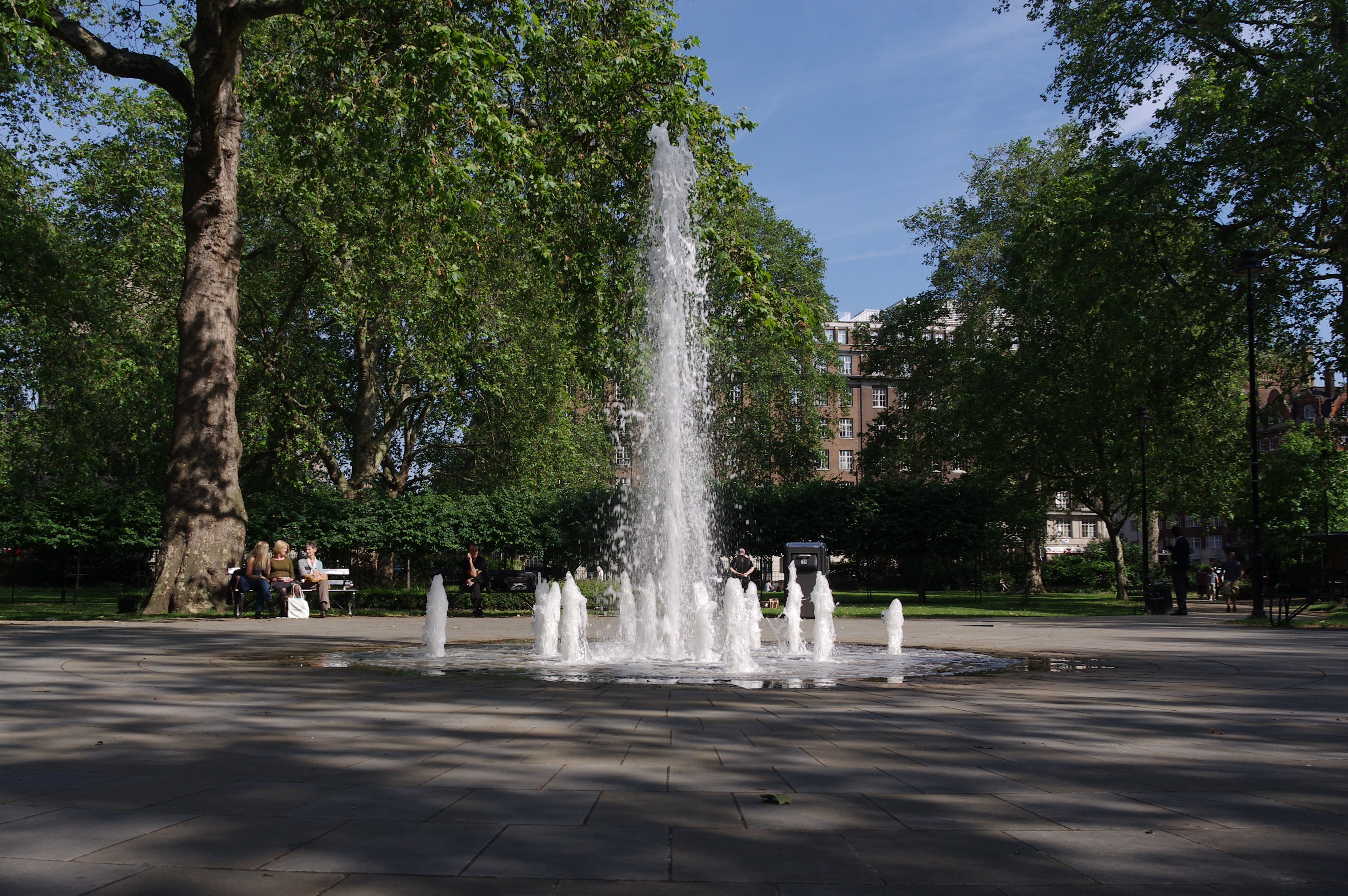 London MMB L8 Russell Square