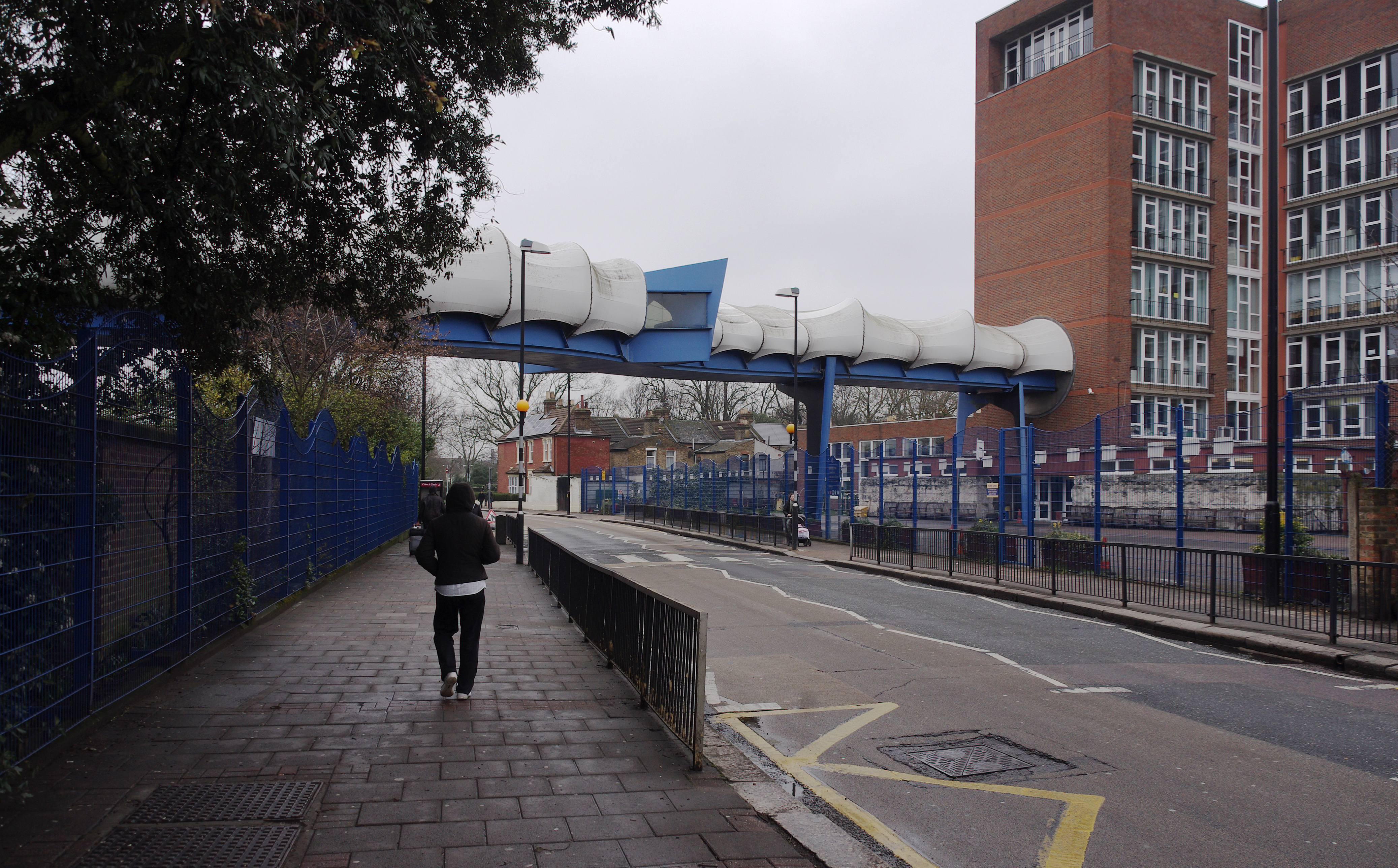 London MMB P9 Plashet School