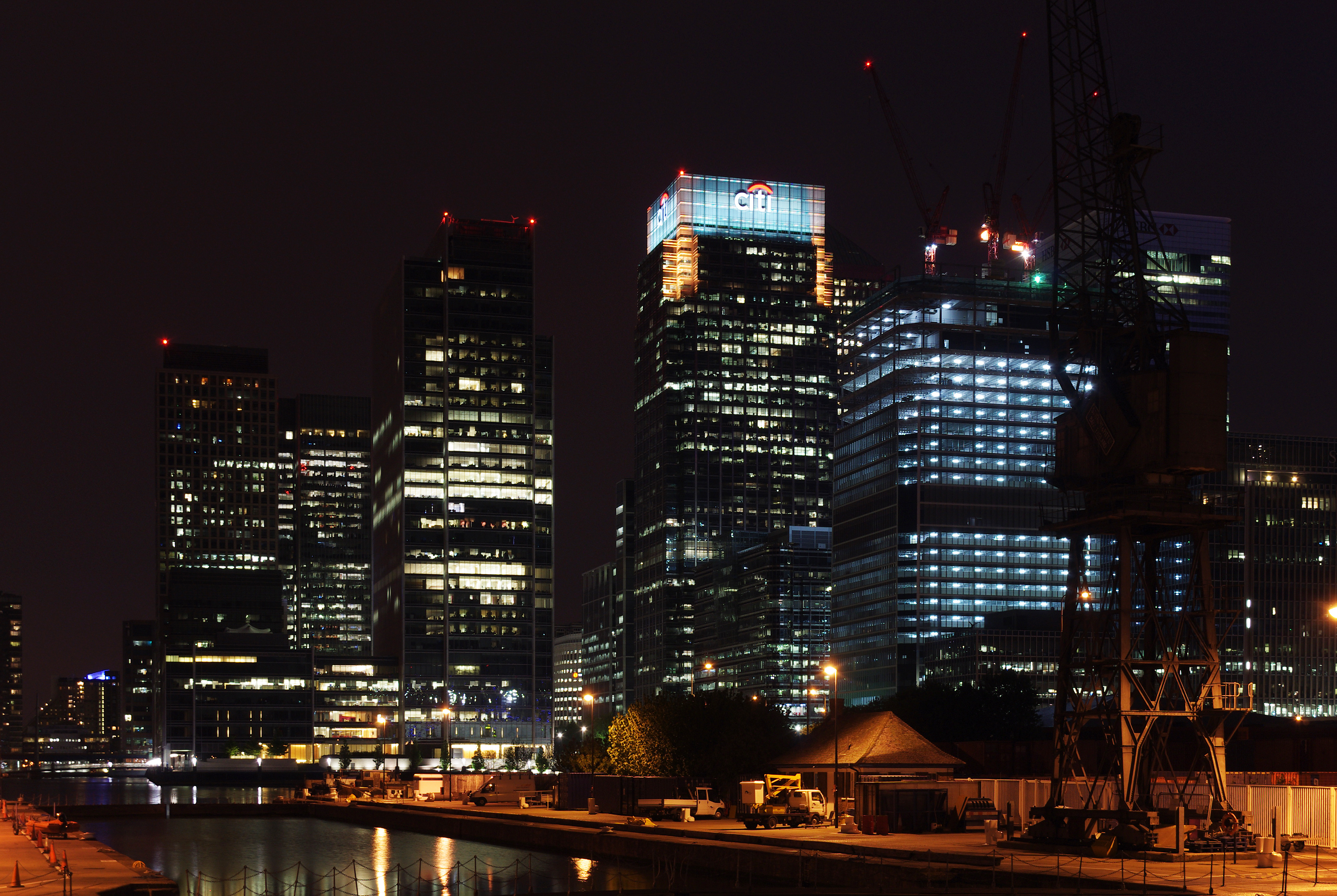 London MMB X4 Canary Wharf