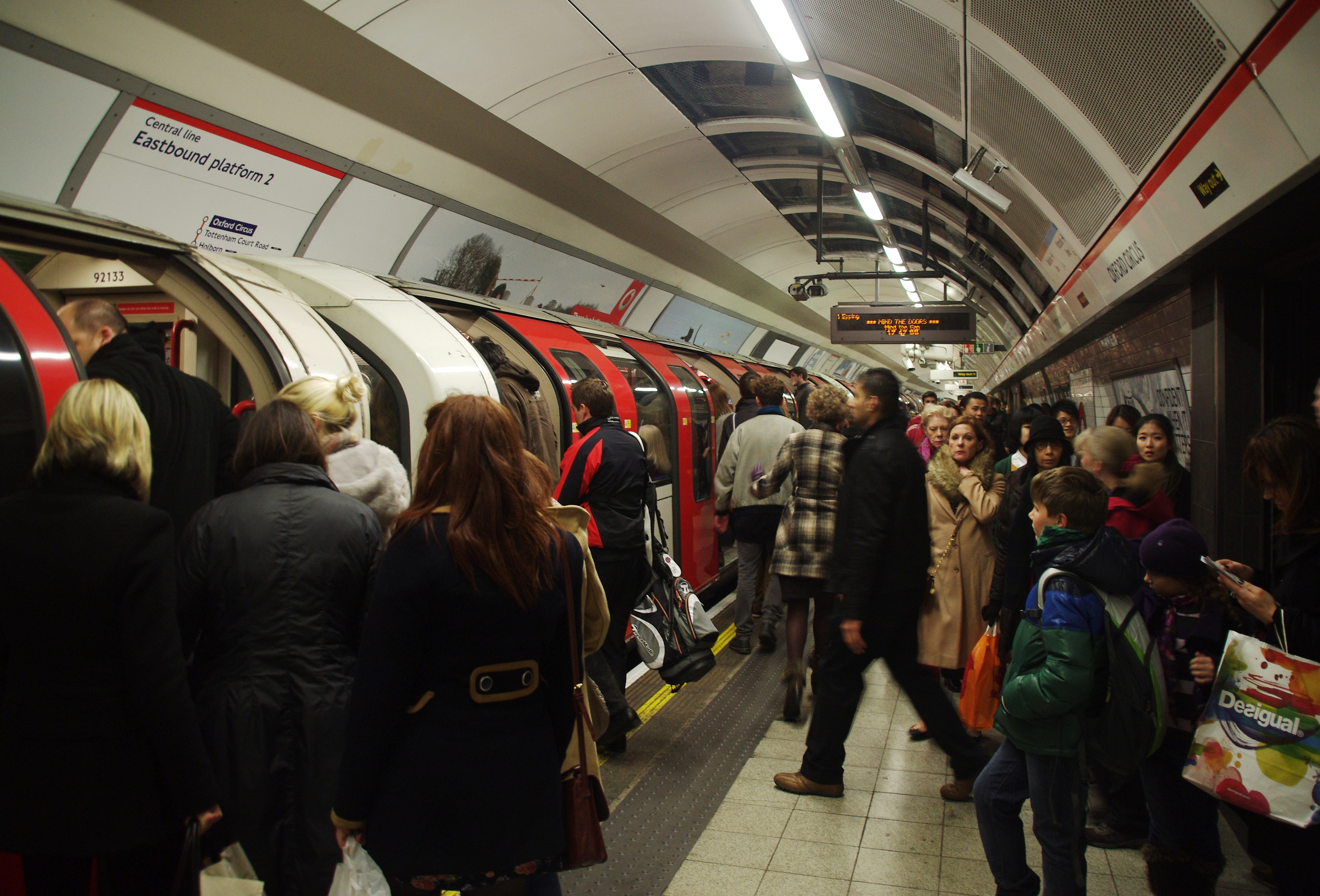 Oxford Circus tube station MMB 01 1992-Stock