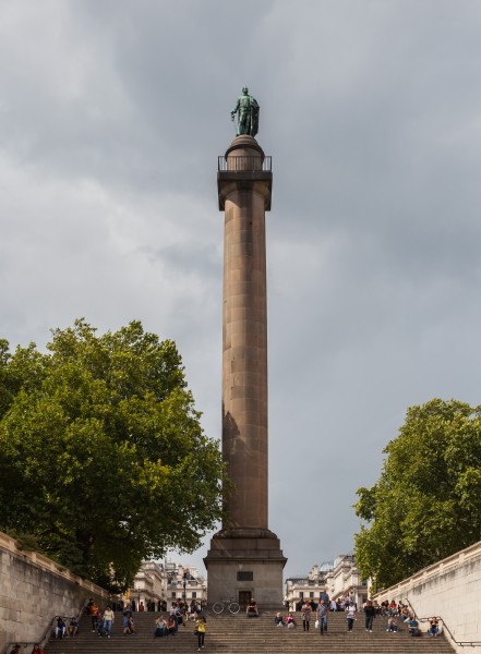 Escaleras y columna del Duque de York, Londres, Inglaterra, 2014-08-11, DD 187