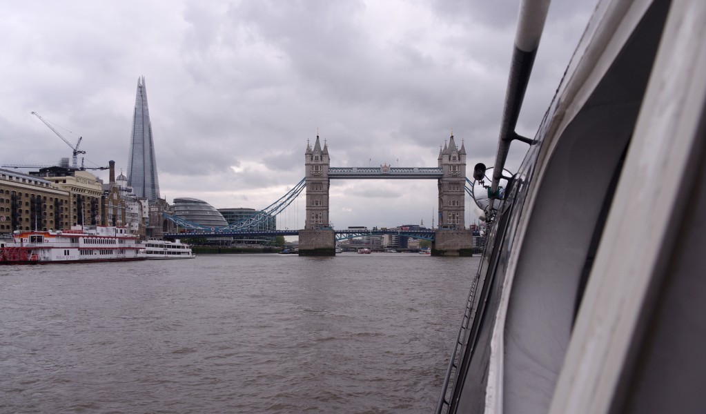 London MMB Y4 Tower Bridge