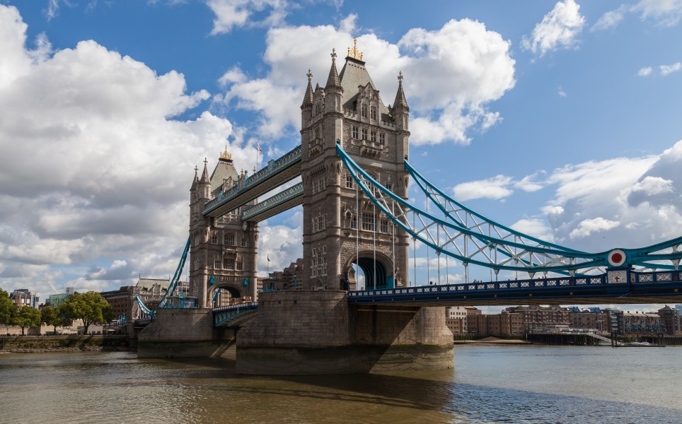 Puente de la Torre, Londres, Inglaterra, 2014-08-11, DD 094