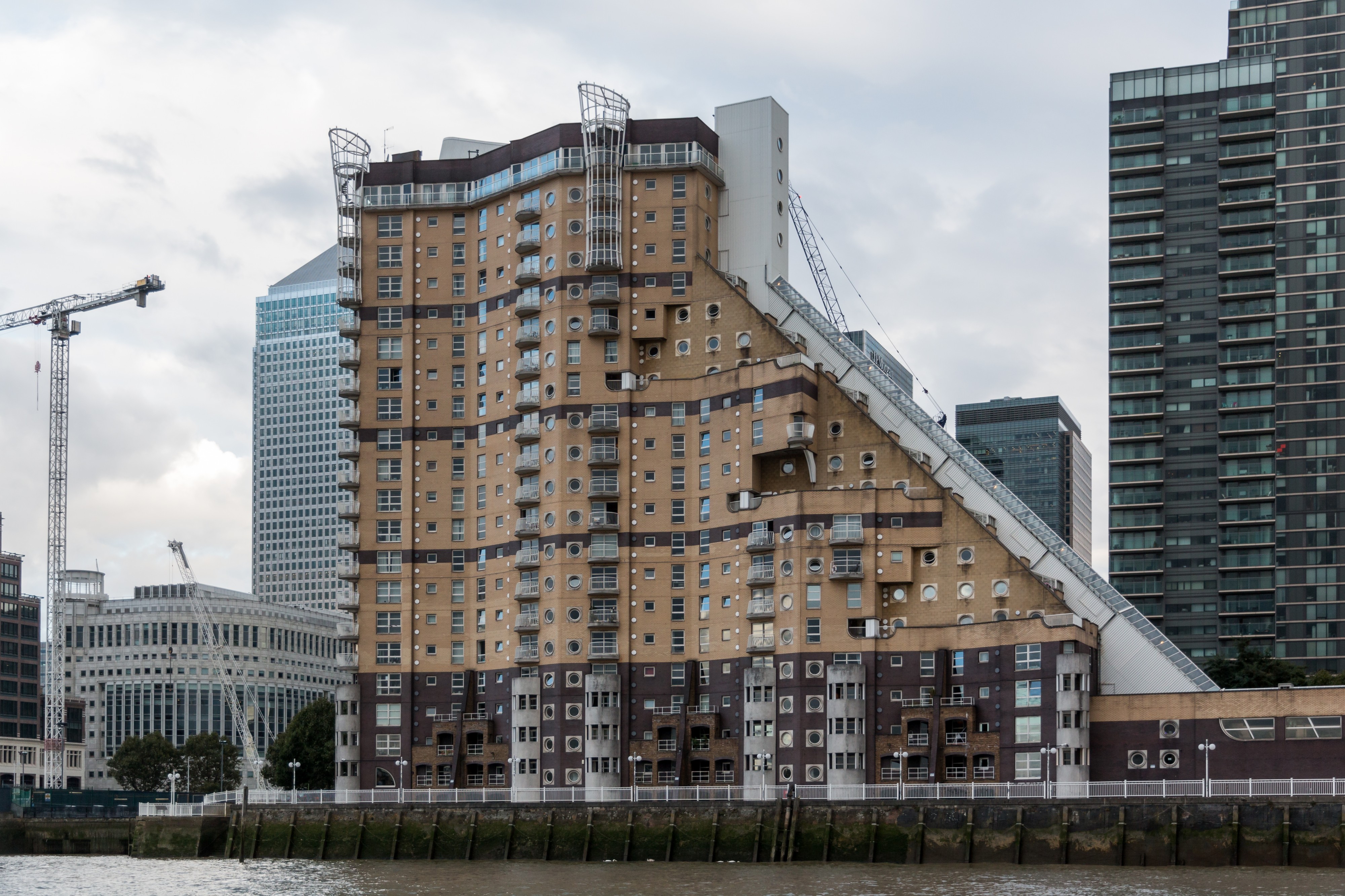 London, Canary Wharf -- 2016 -- 4752