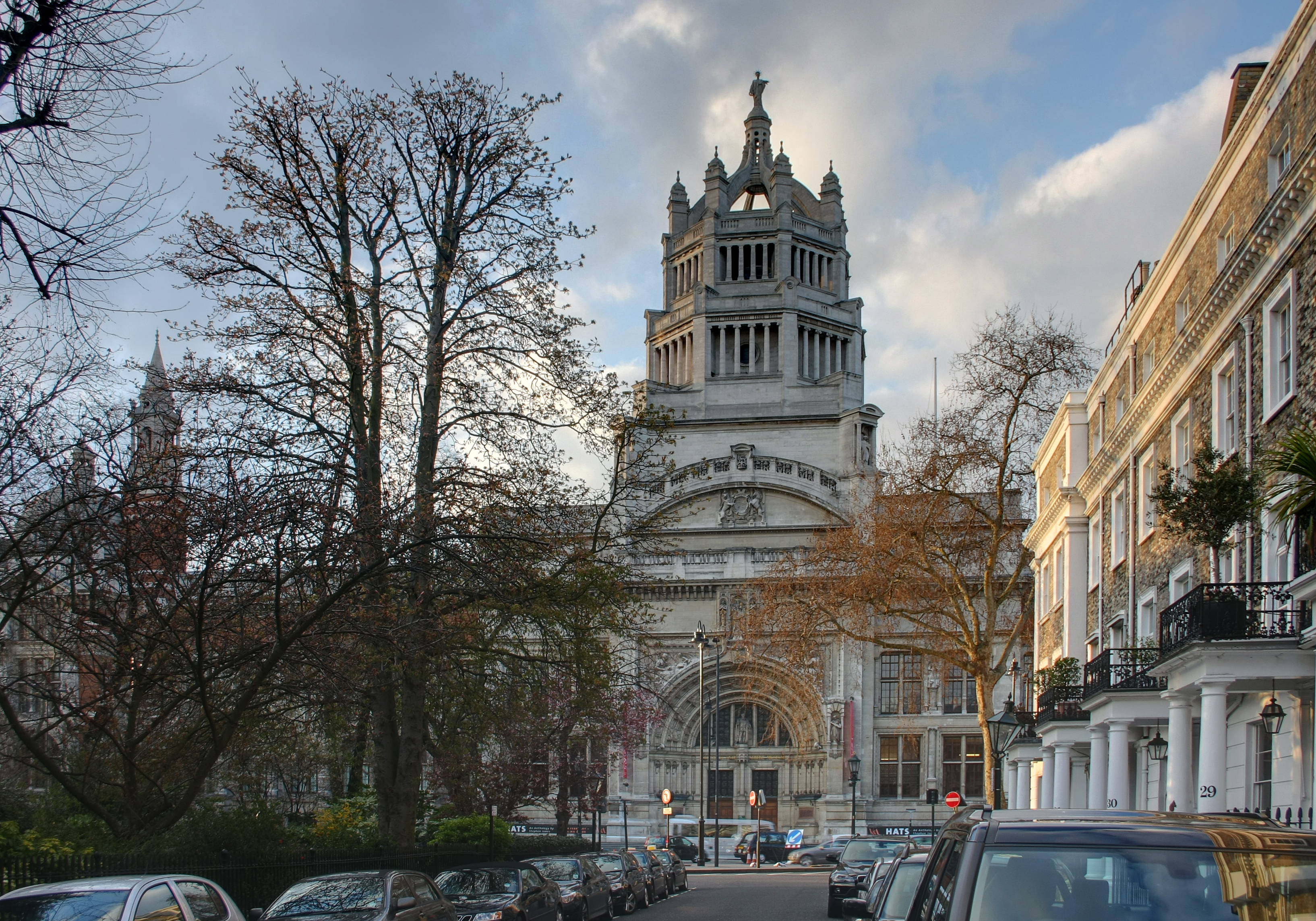 Victoria and Albert Museum-1