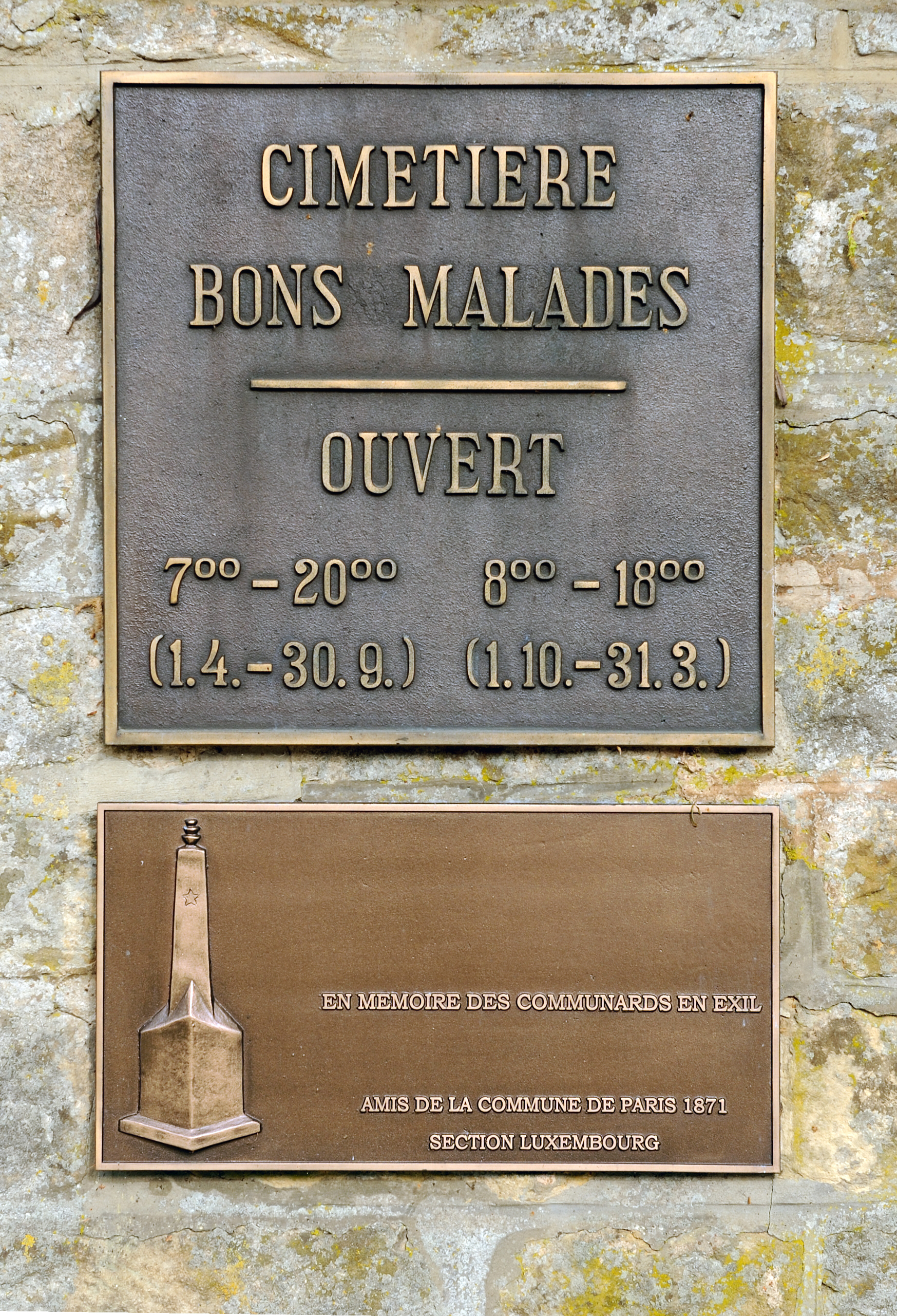 Luxemb Sichenhof plaques cemetery