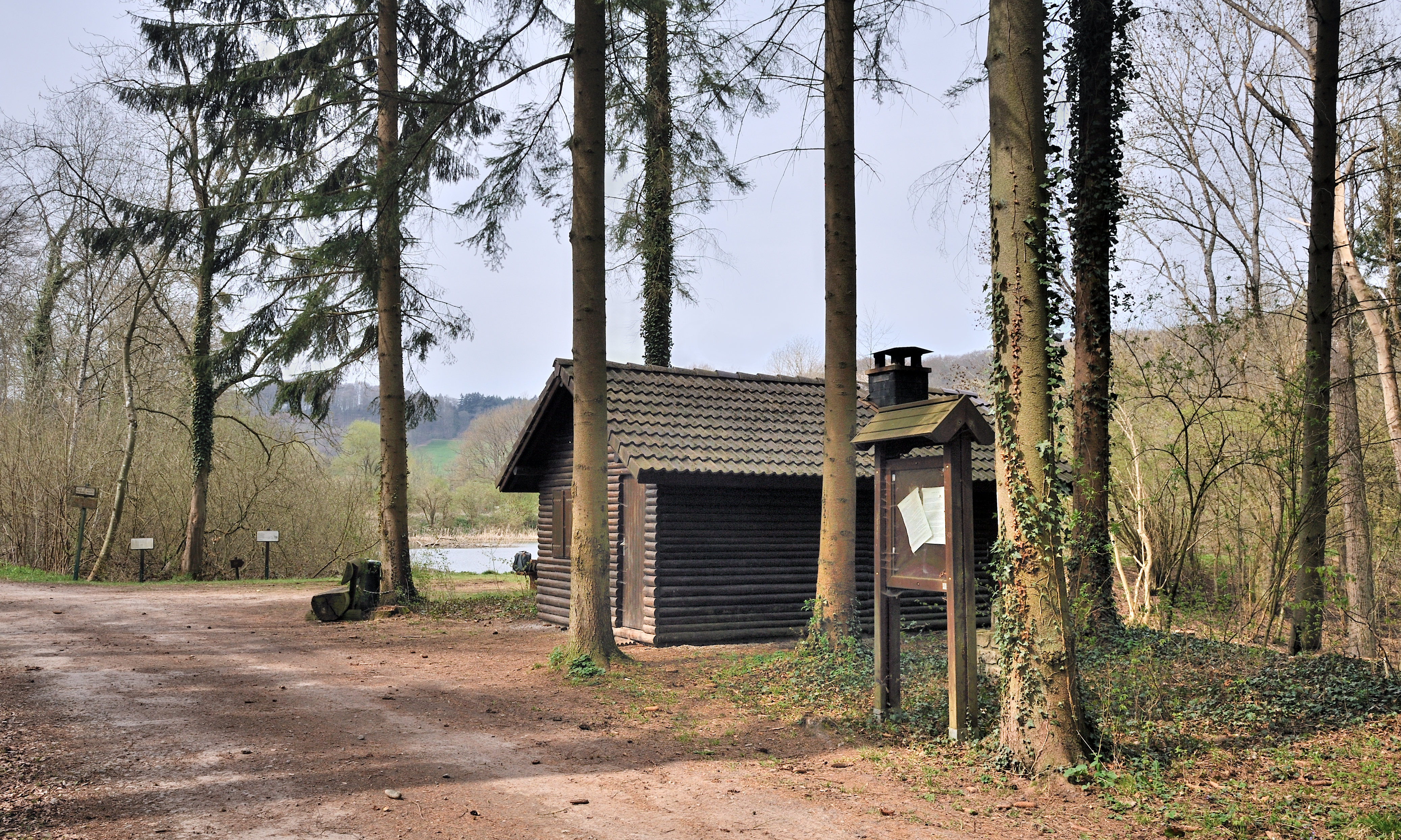 Luxembourg Bridel Steinsel Gipsweier Cabane
