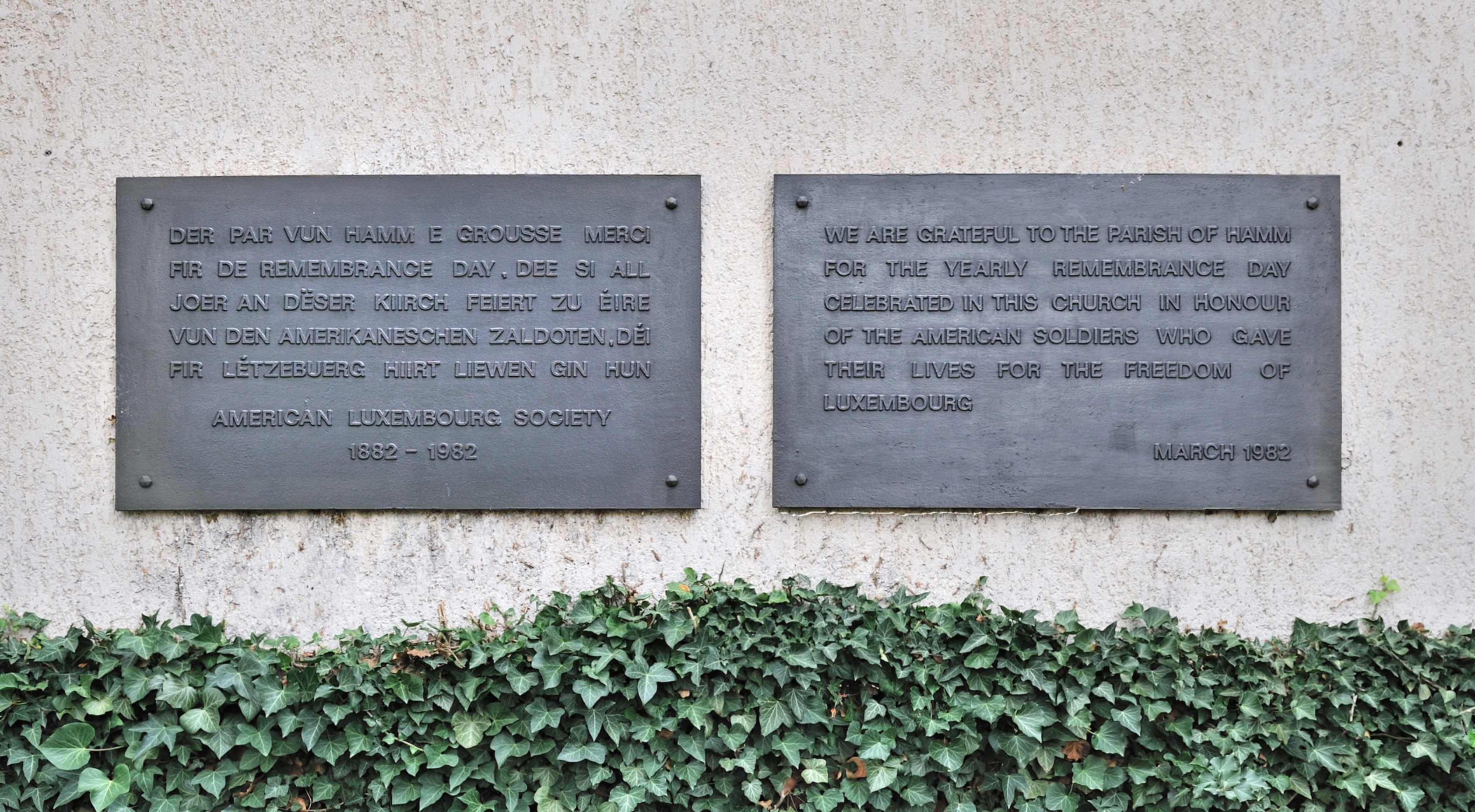 Luxembourg Hamm church plaques