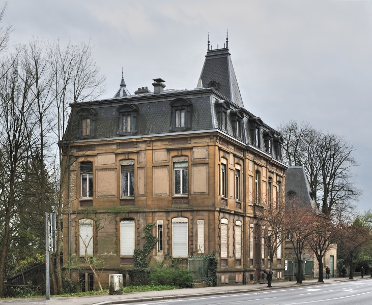 Luxemb City villa Baldauff April 2012