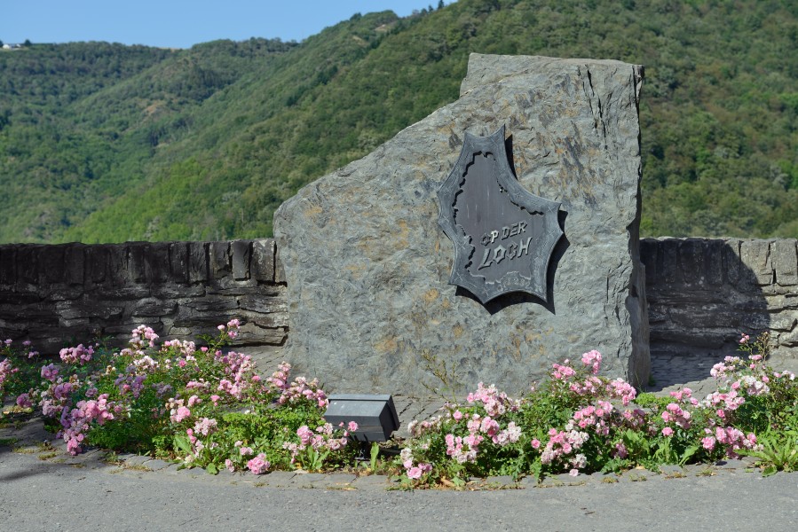 Luxembourg Bivels op der Loch monument