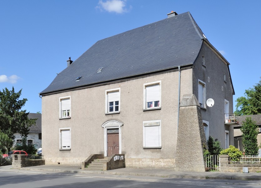 Luxembourg Lintgen Heuardt house