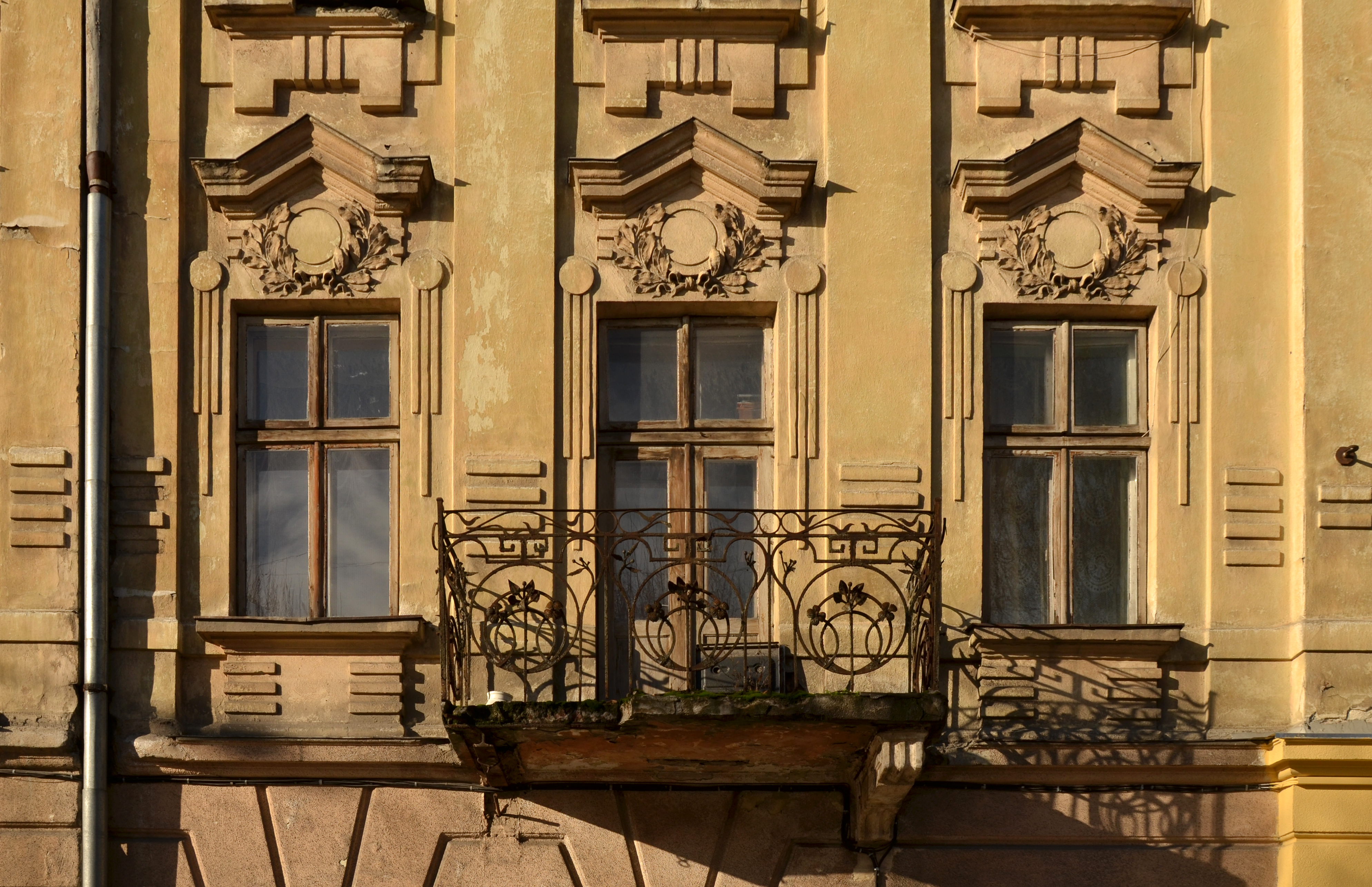 15 Prospekt Chornovola, Lviv (01)