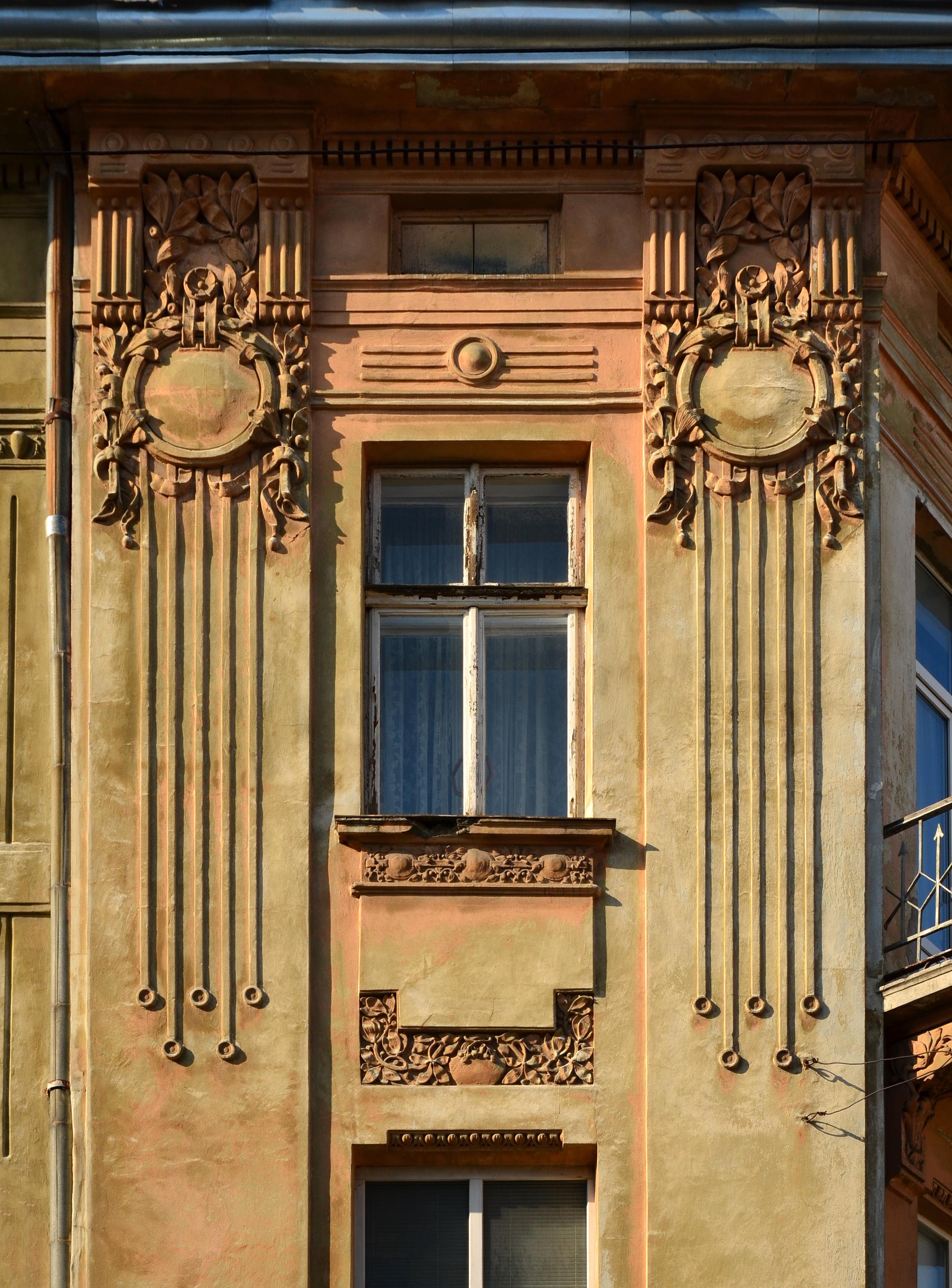 2 Dontsova Street, Lviv (02)