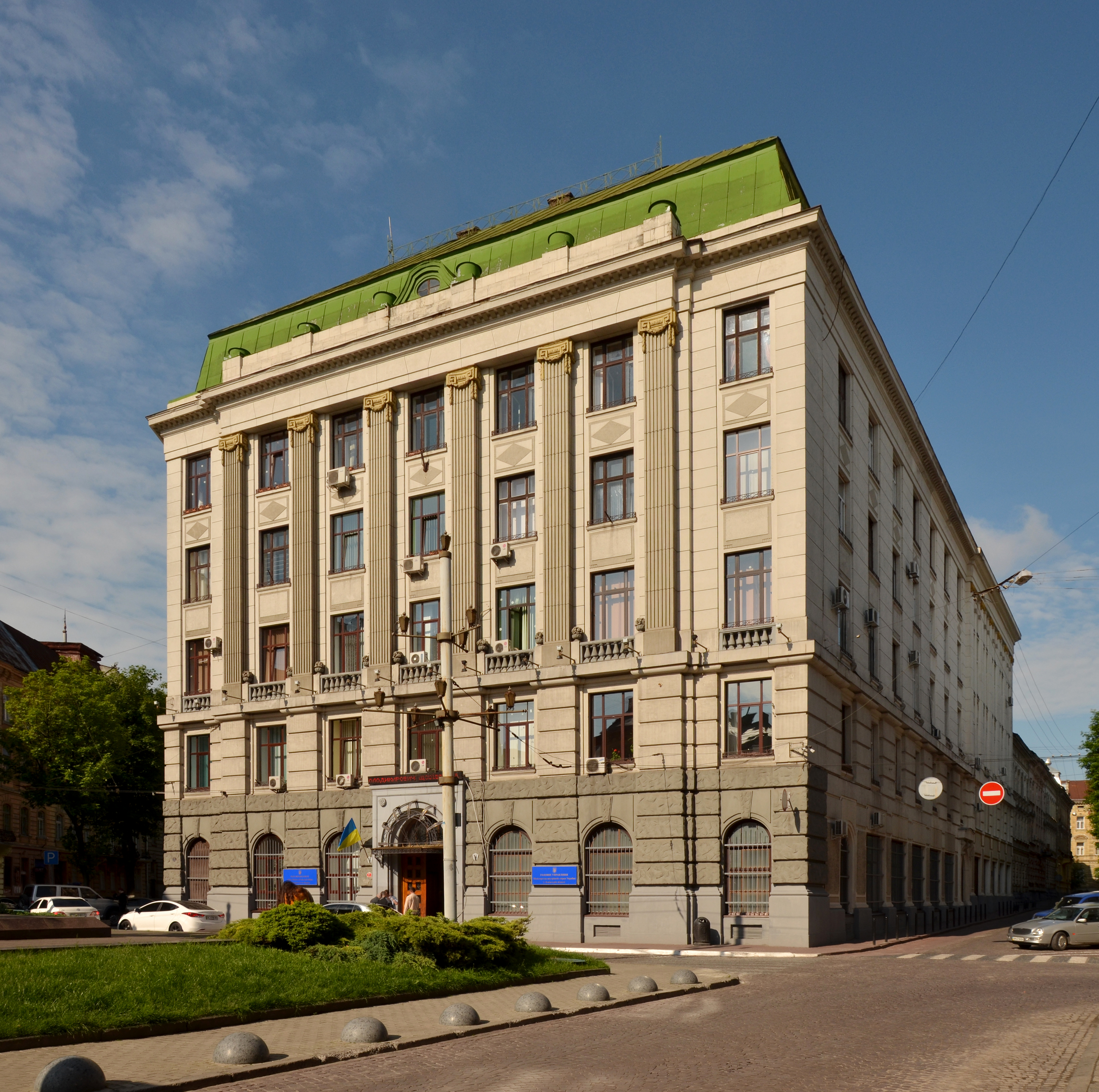 3 Hryhorenka Square, Lviv (02)