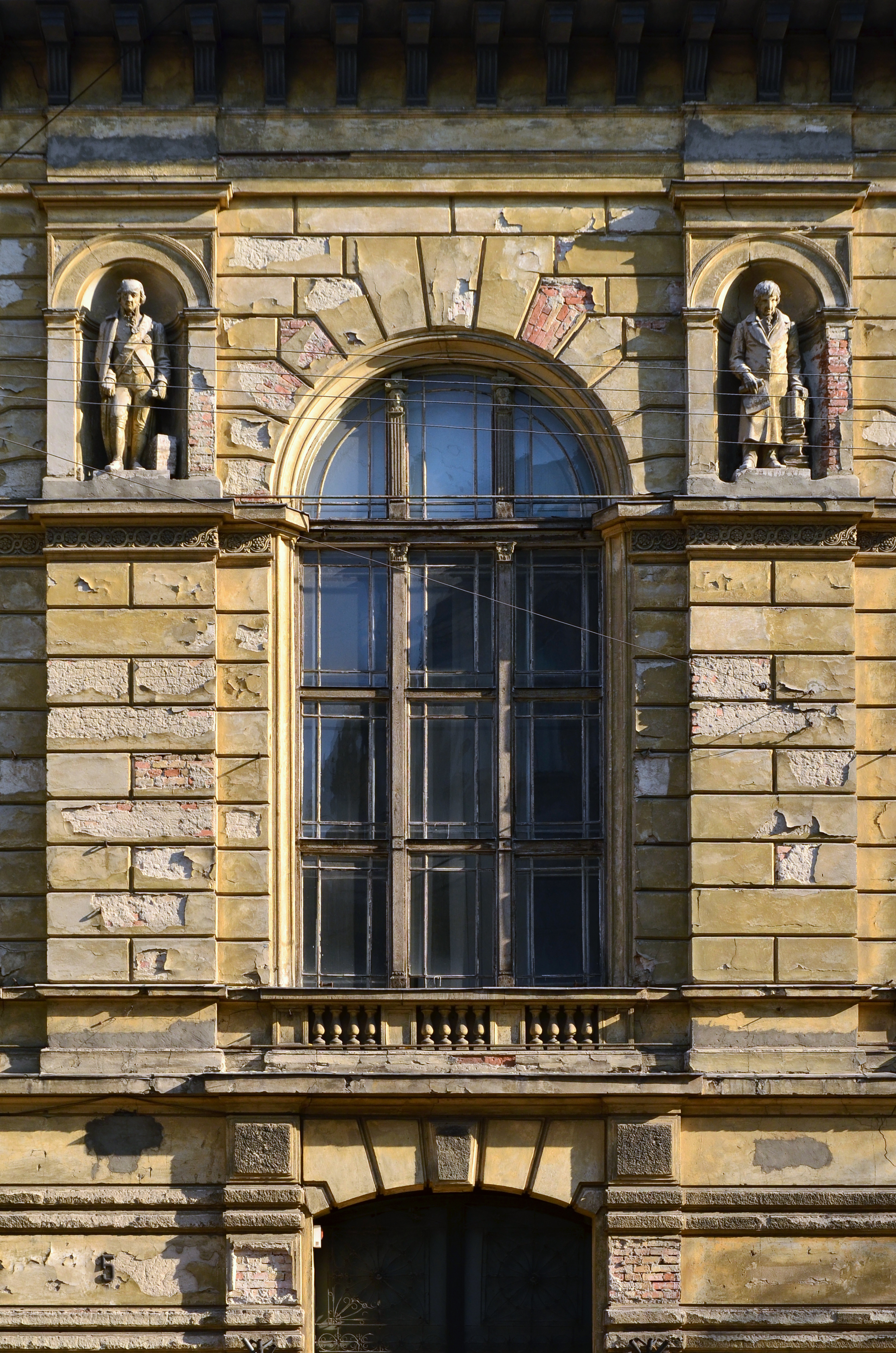 5 Kniazia Romana Street, Lviv (07)