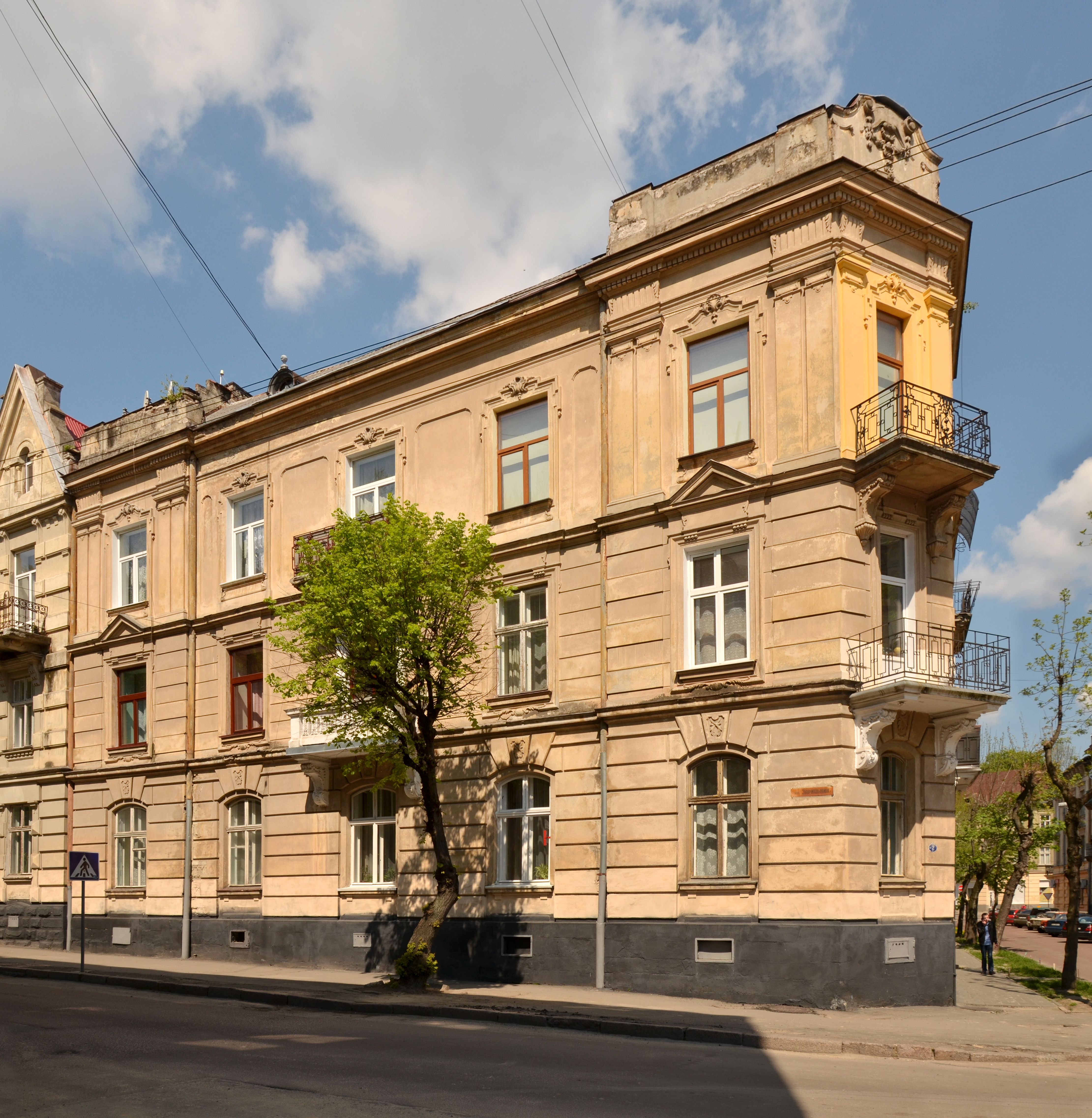 6 Voloshchaka Street, Lviv (10)