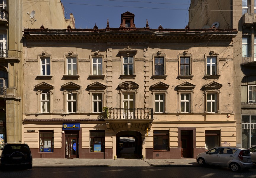 24 Hnatiuka Street, Lviv (01)