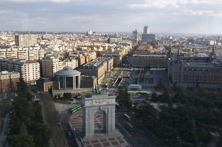Madrid - Plaza de Moncloa - 20050220