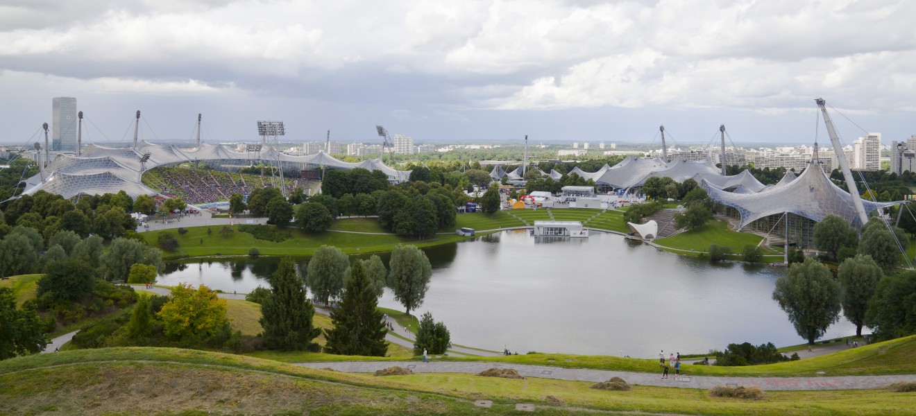 Olympiastadion, Mùnich, Alemania, 2012-07-15, DD 01