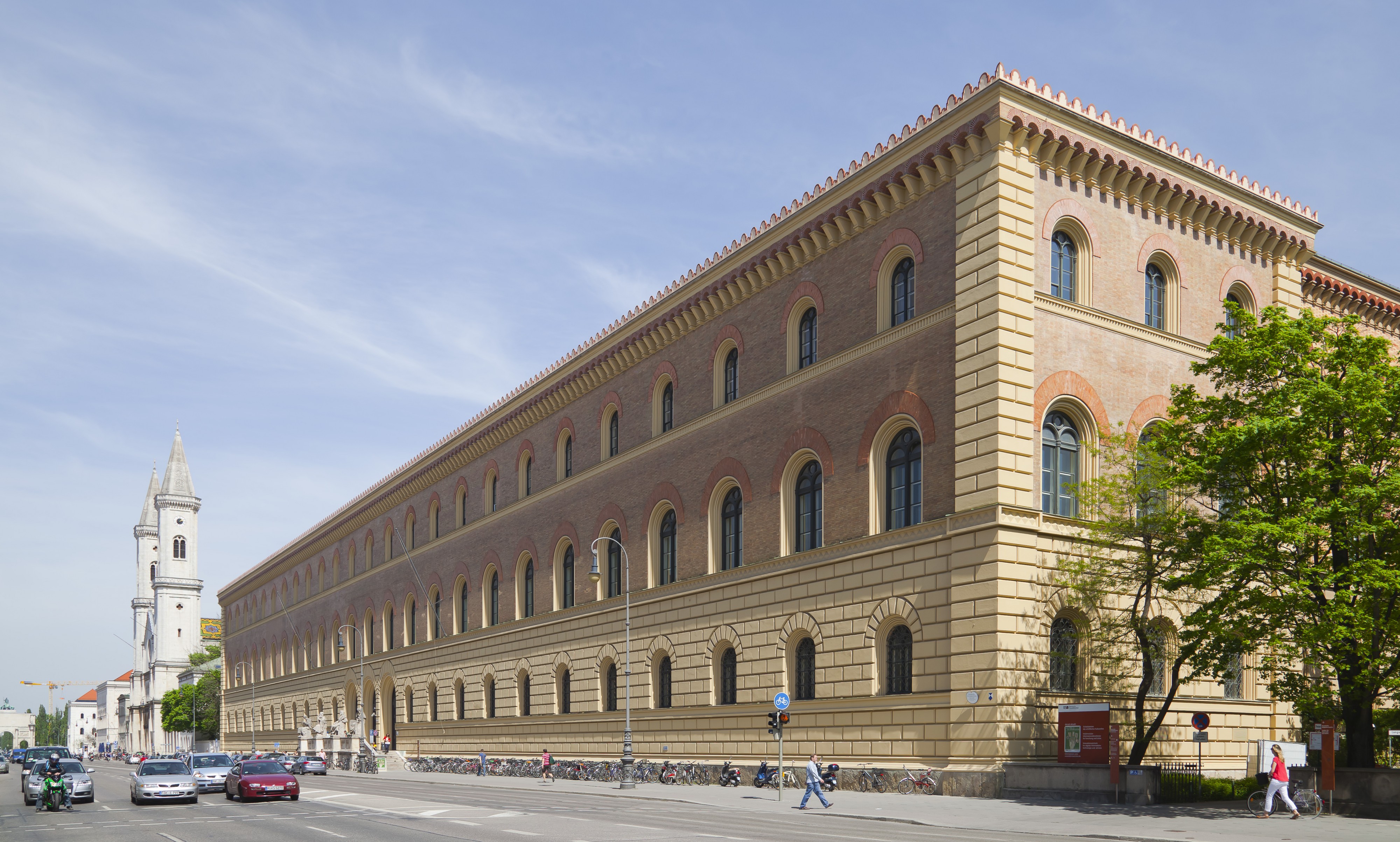 Biblioteca Estatal de Baviera, Múnich, Alemania, 2012-04-30, DD 03