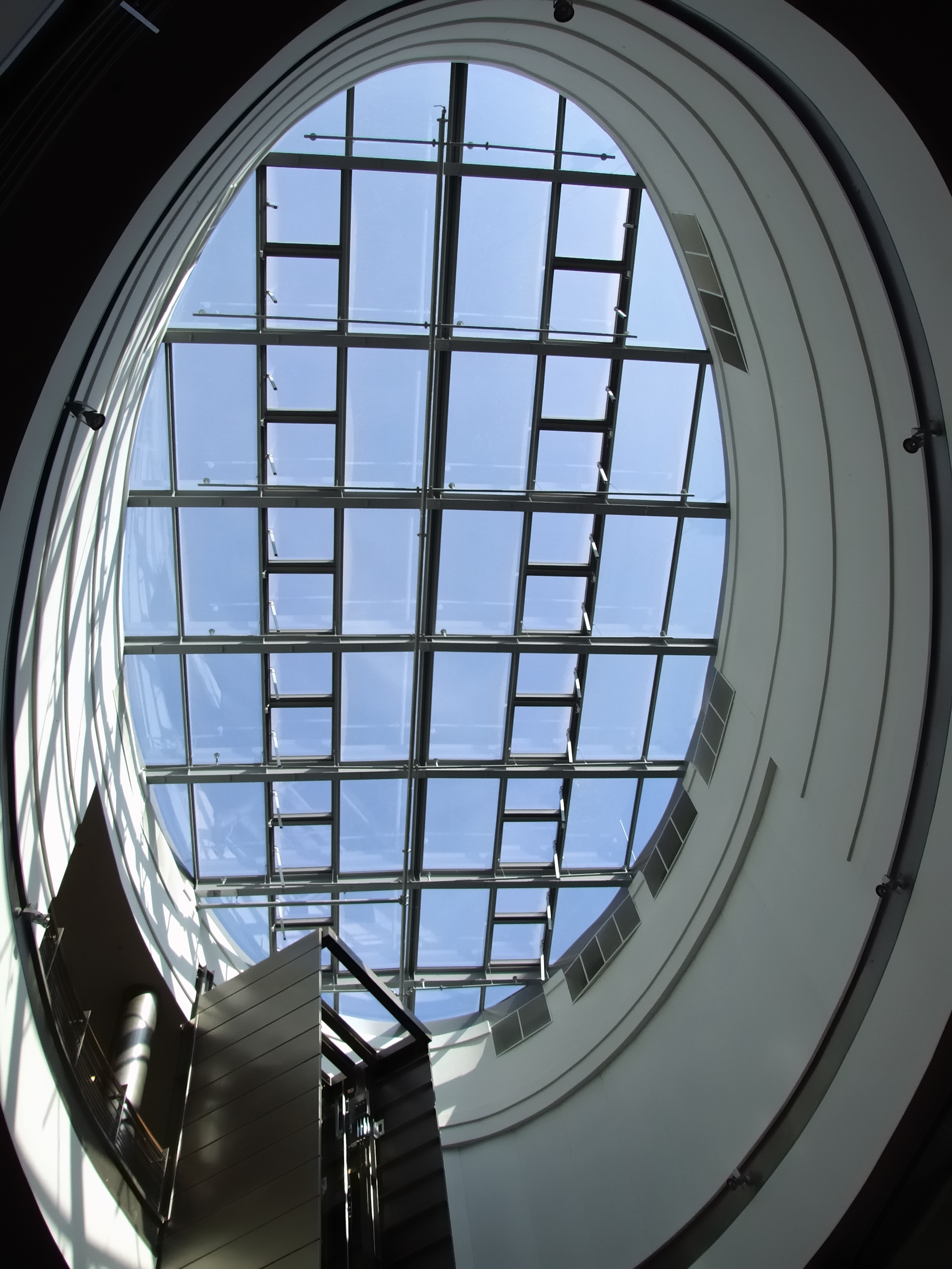 Solaris Center - roof1