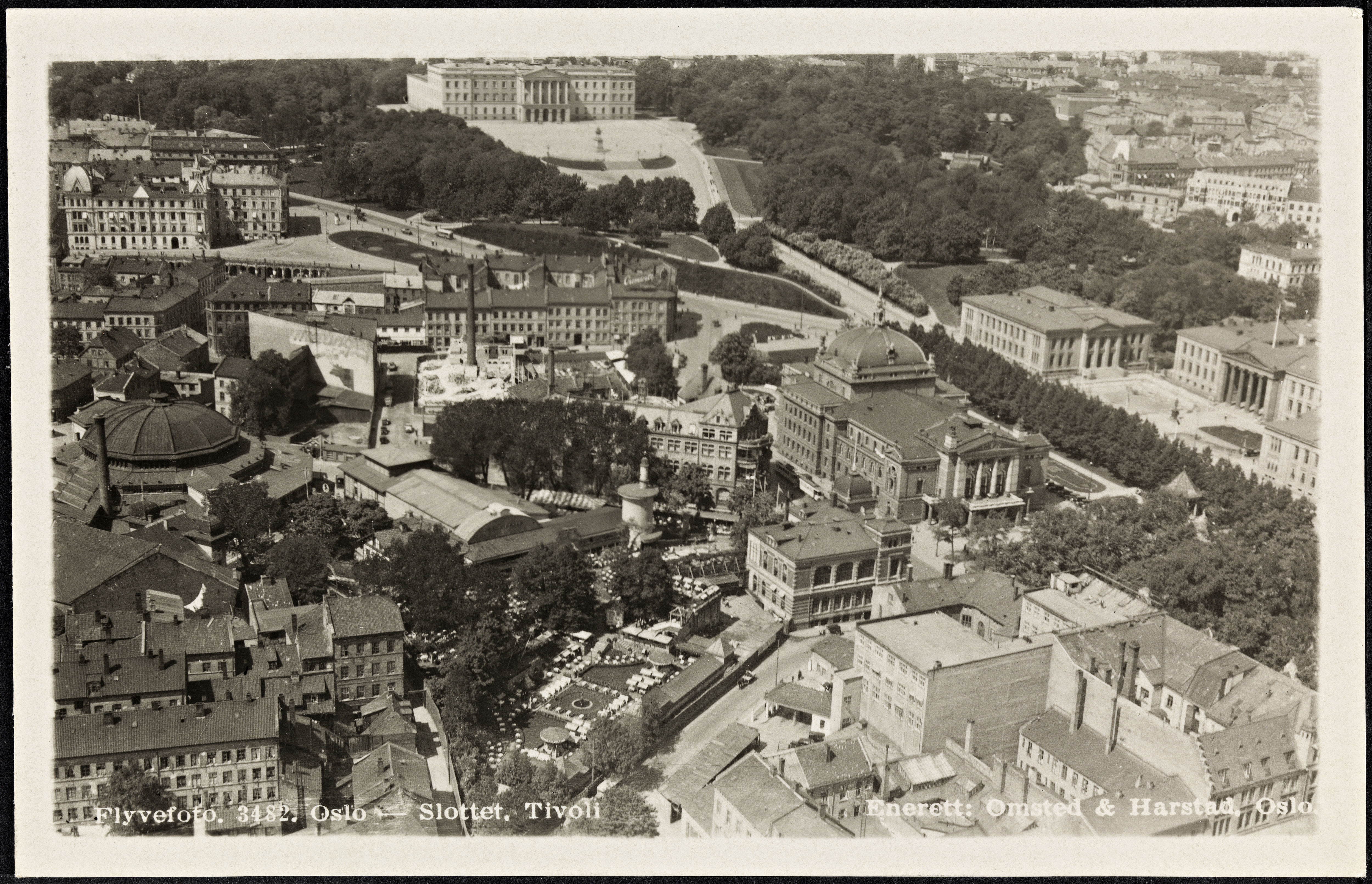 3482. Flyvefoto. Oslo - Slottet. Tivoli (11415456275)