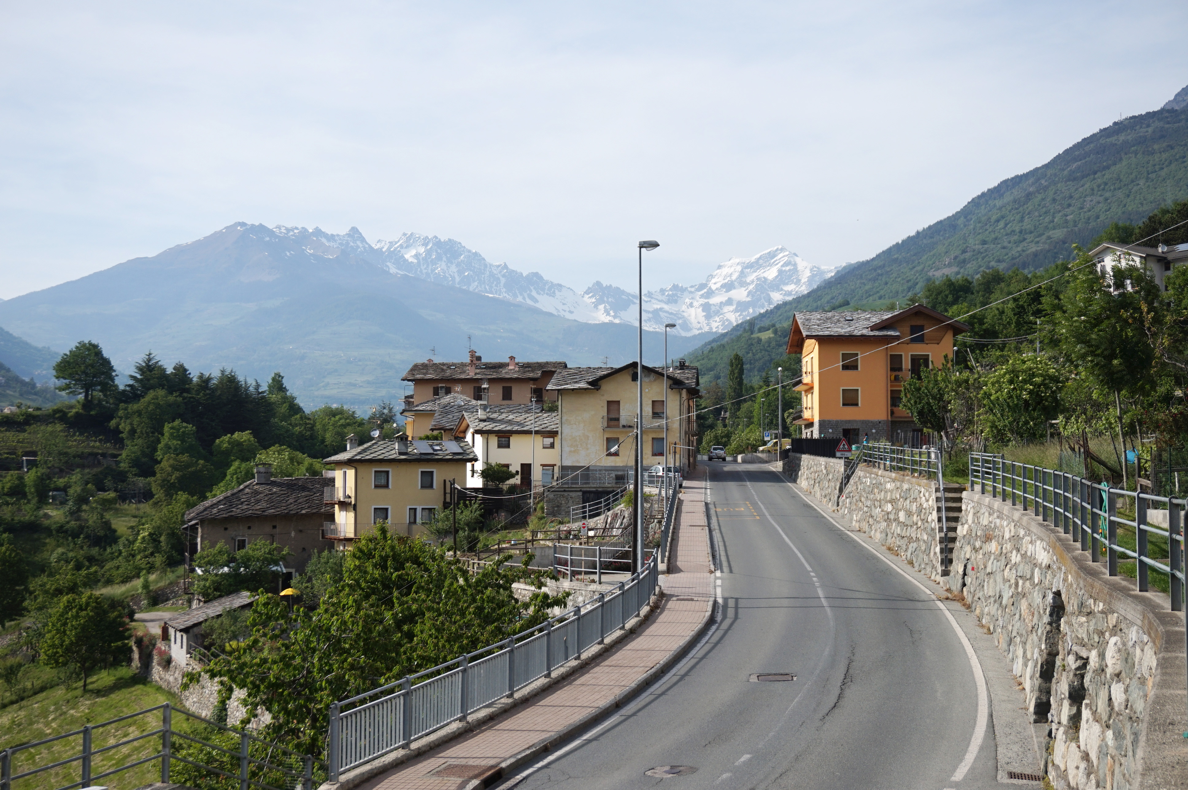 Aosta - Strada Regionale Roisan