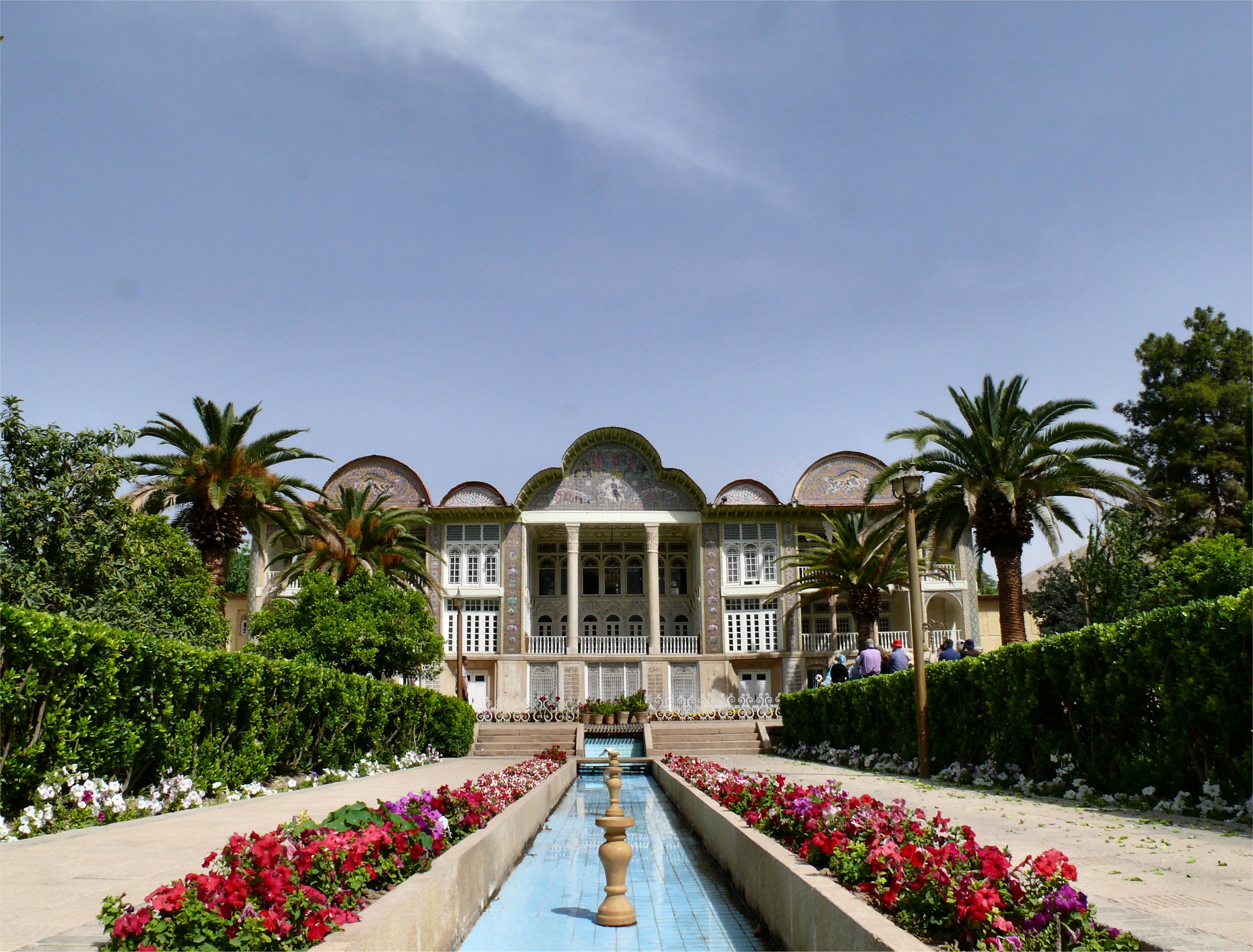 Bagh-e Eram (1)