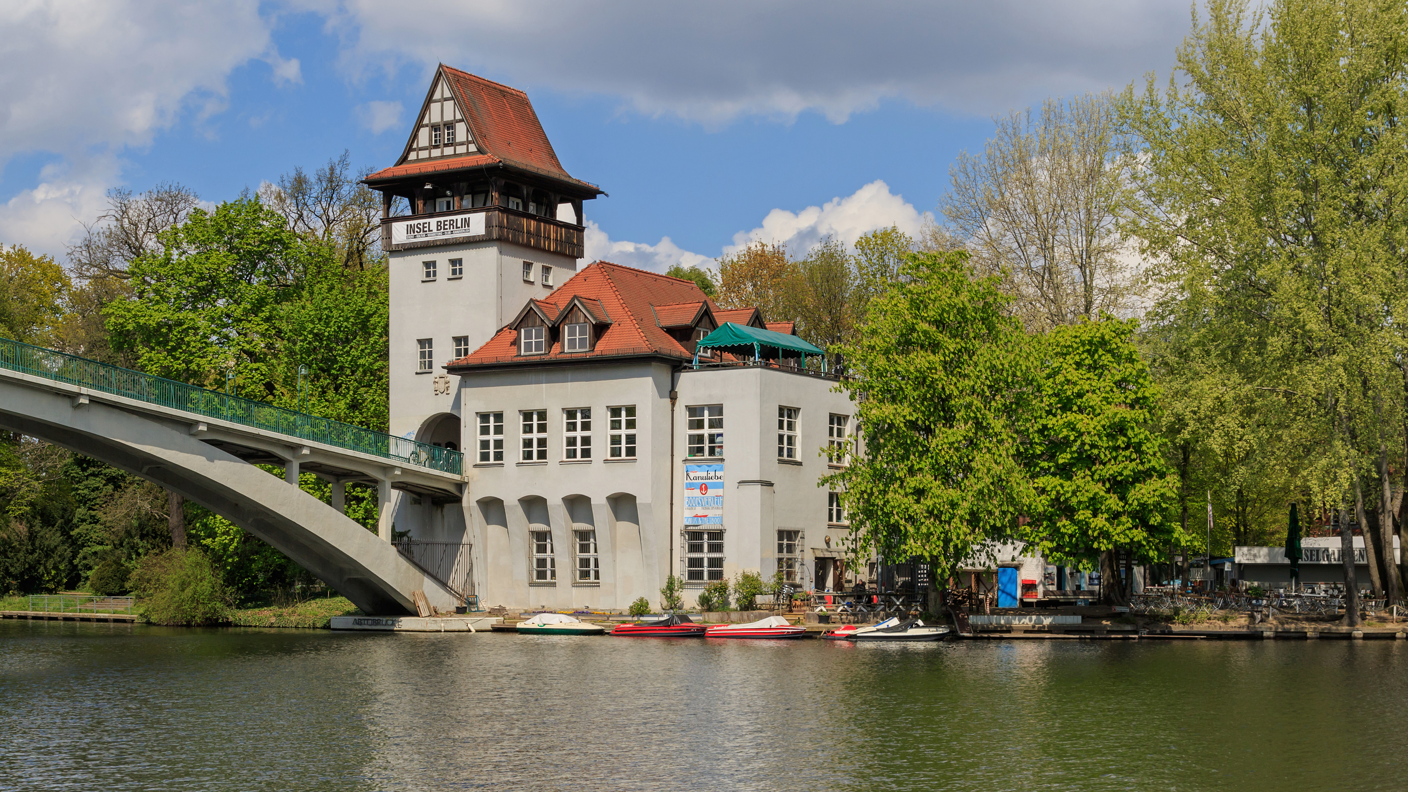 Berlin InselDerJugend Bruecke 04-2017