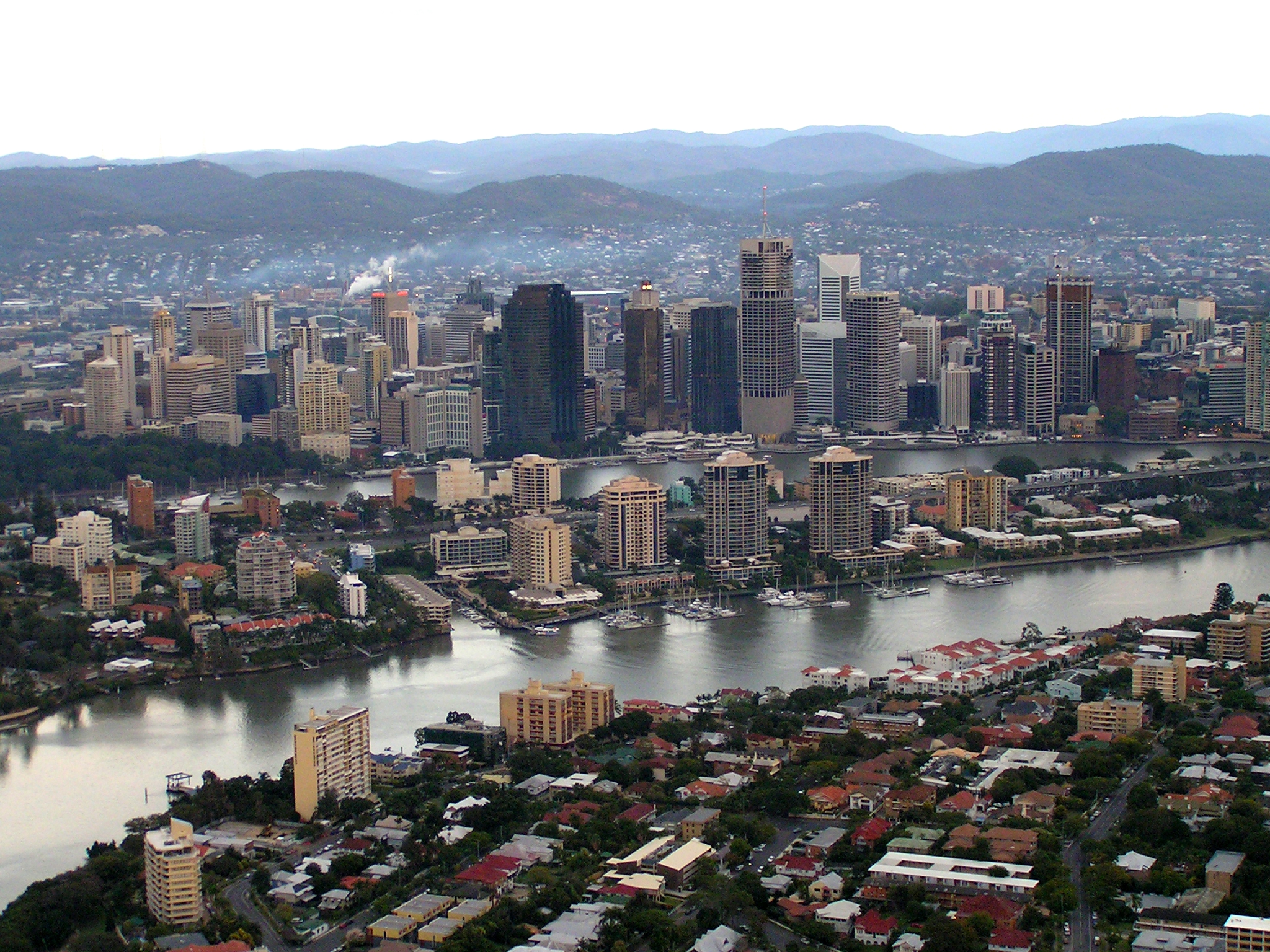 Brisbane seen from air, Brisbane river