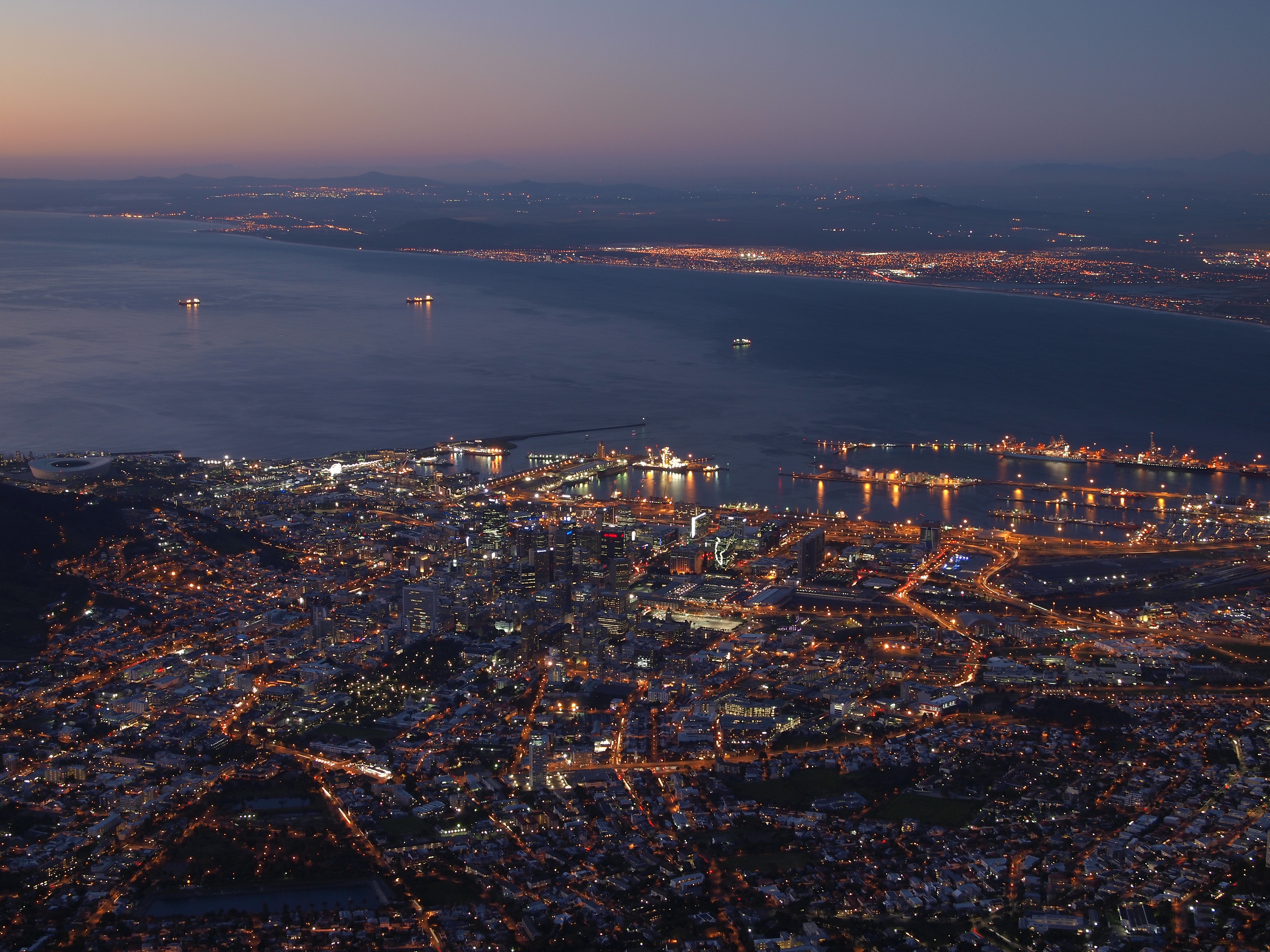 Cape Town at night (06)