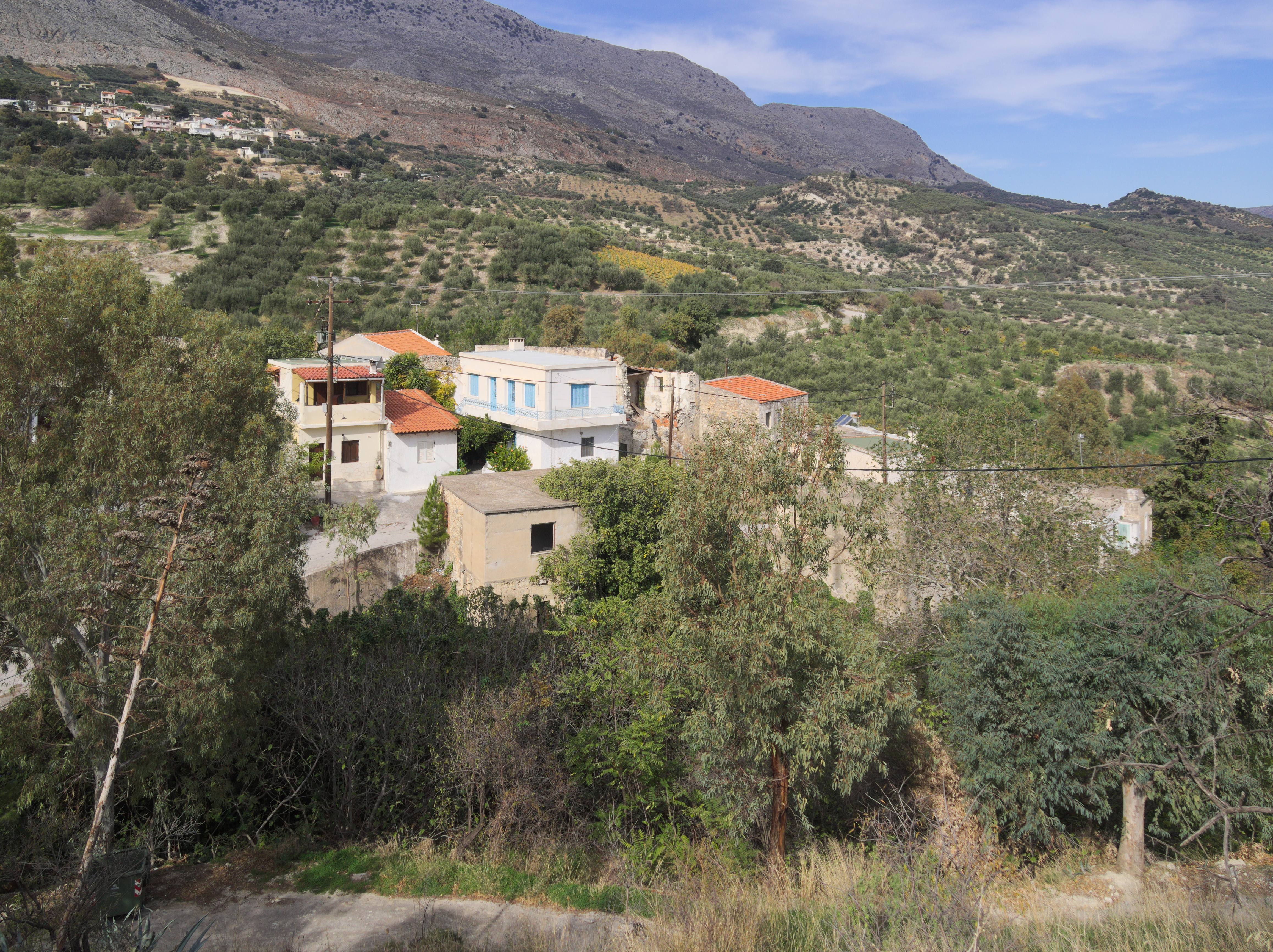 Κάτω Λουτράκι Μαλεβιζίου 2200