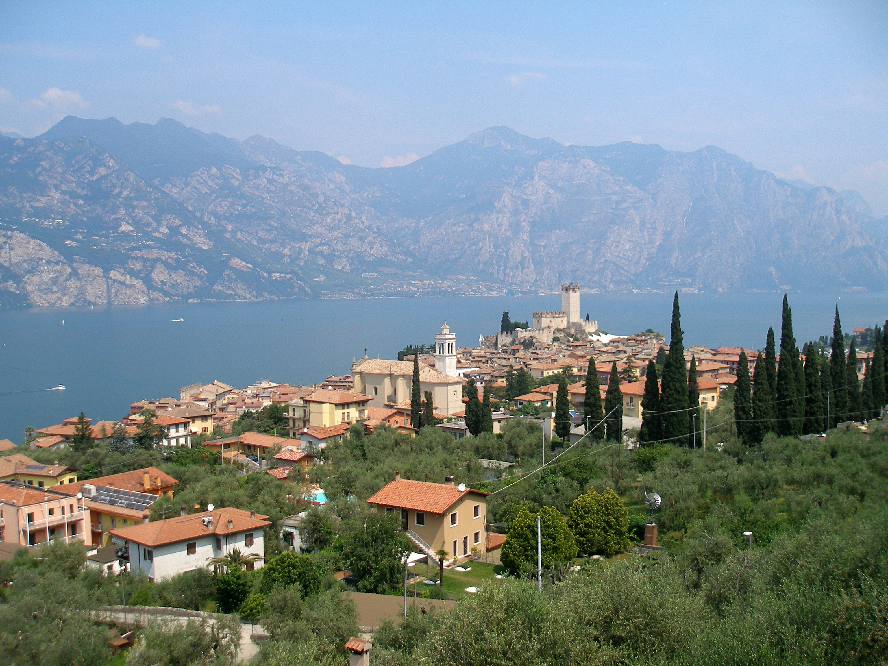 Malcesine-2013-06-18-CentrumOdJihovychodu