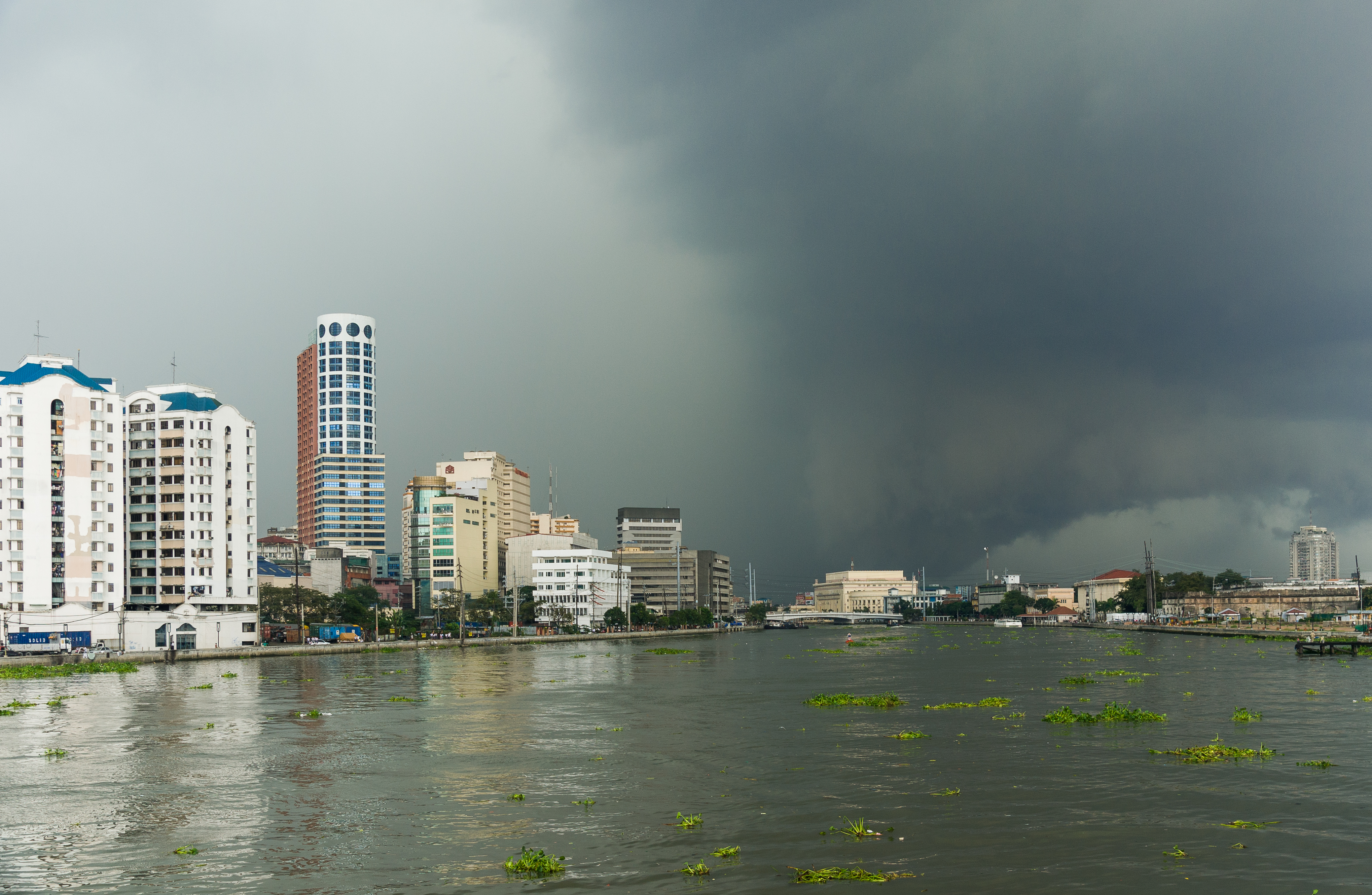 Manila Philippines Tropical-storm-over-Pasig-River-01