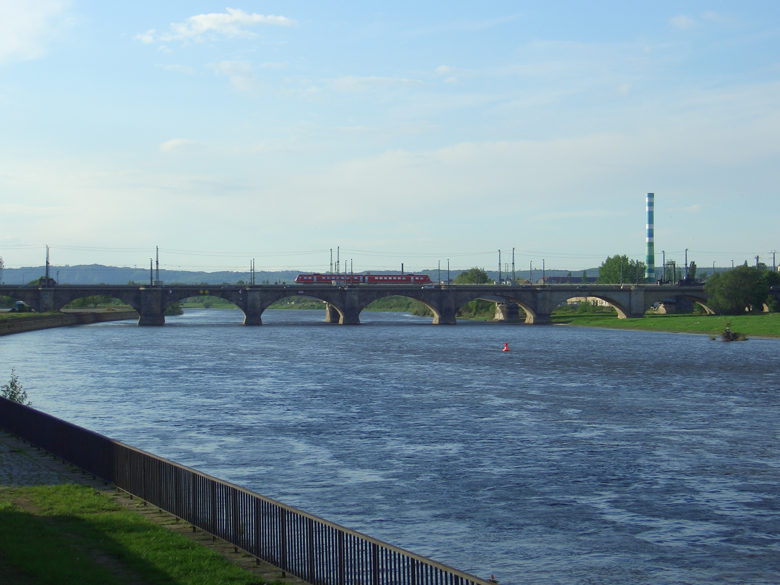 Marienbrücke (B17), Dresden, Mai 2005