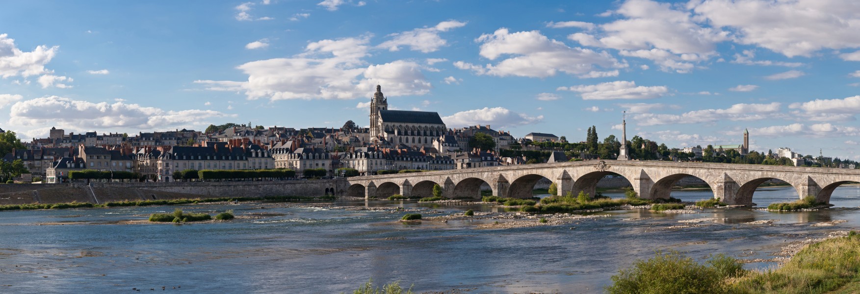 Blois Loire Panorama - July 2011