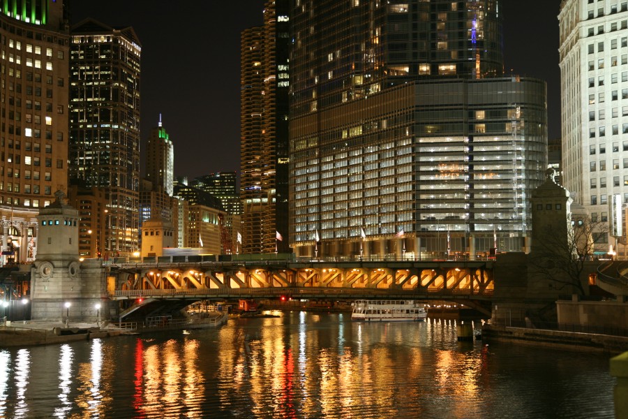 Chicago River night 3