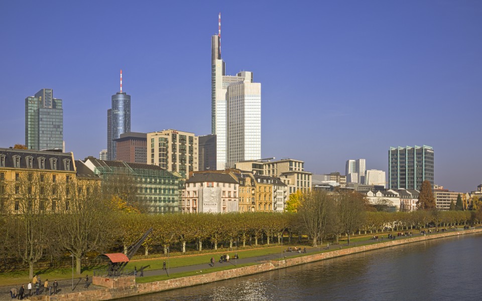 Frankfurt Main Skyline with Commerzbank Tower - 04