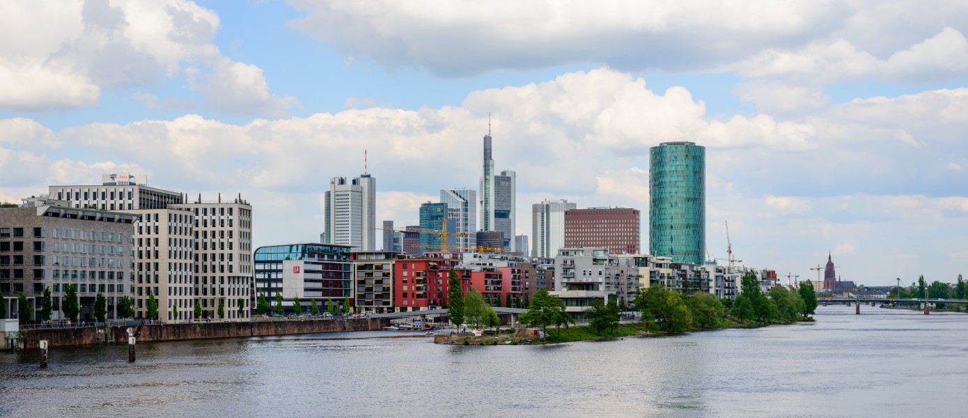 Frankfurt skyline with river Main - Germany - April 20th 2014 - 02