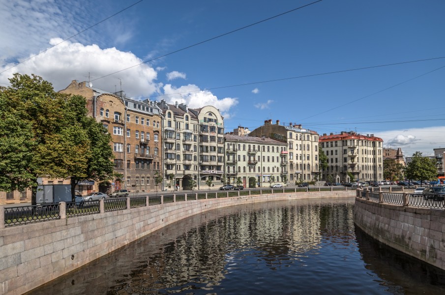 Karpovka River Embankment 06