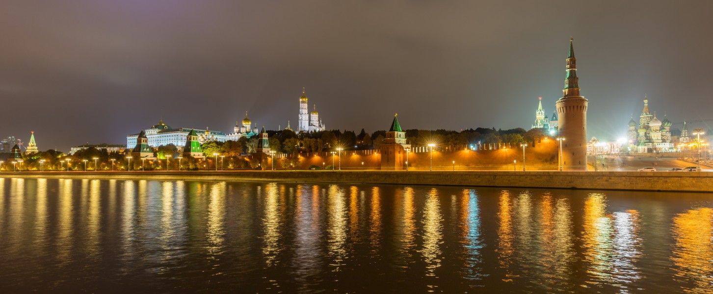 Kremlin y río Moscova, Moscú, Rusia, 2016-10-03, DD 20-21 HDR